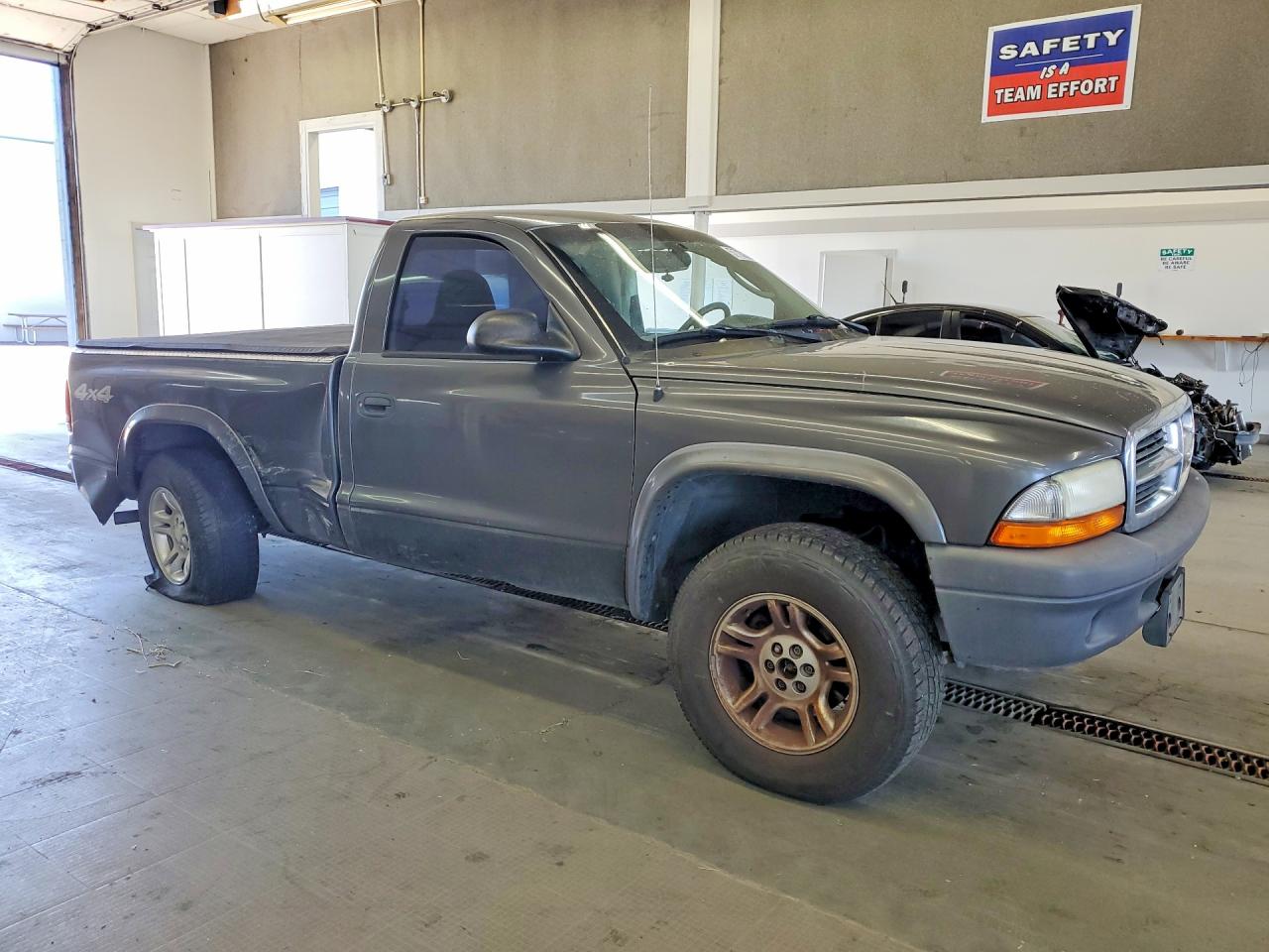 2004 Dodge Dakota Sxt Charcoal vin: 1D7GG16K54S664318