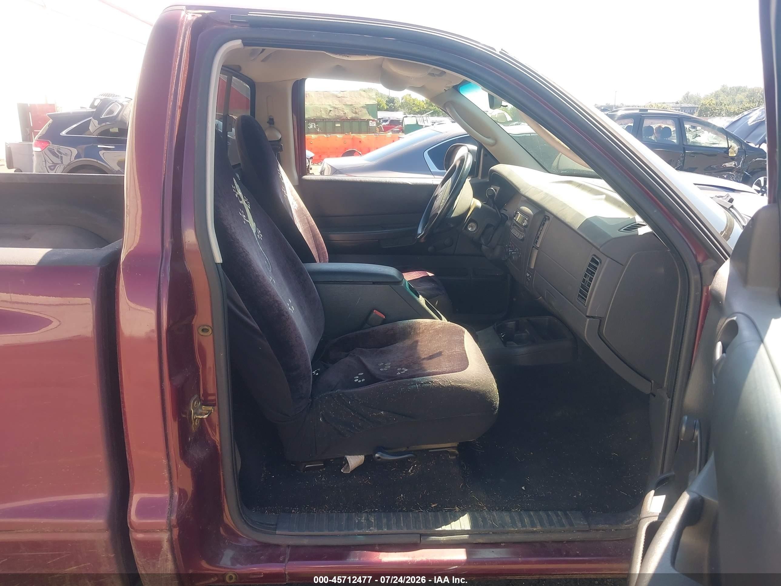 2003 Dodge Dakota   Темно-бордовый vin: 1D7GG16X83S102276