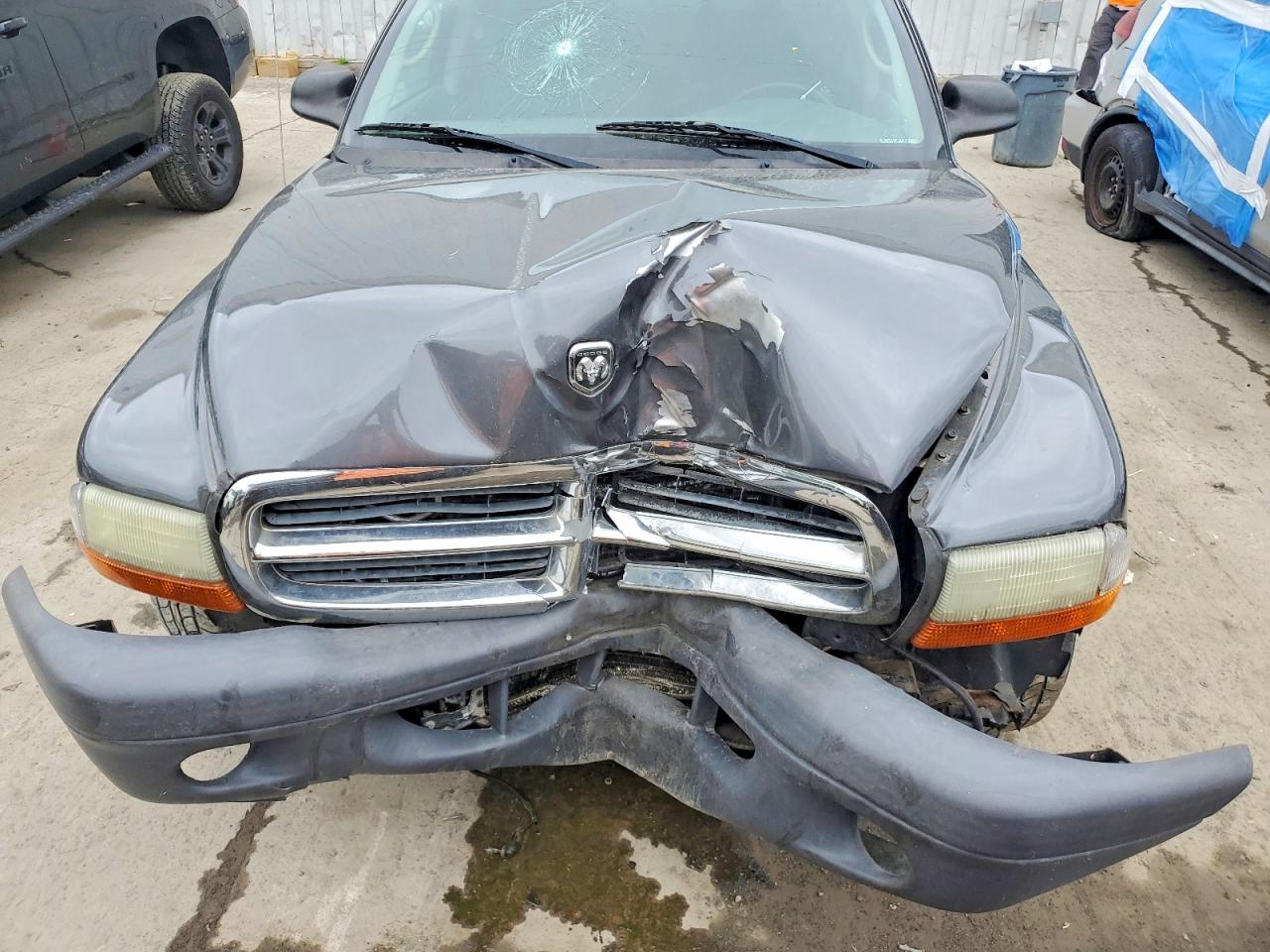 2004 Dodge Dakota Sxt Gray vin: 1D7GL12K74S540150