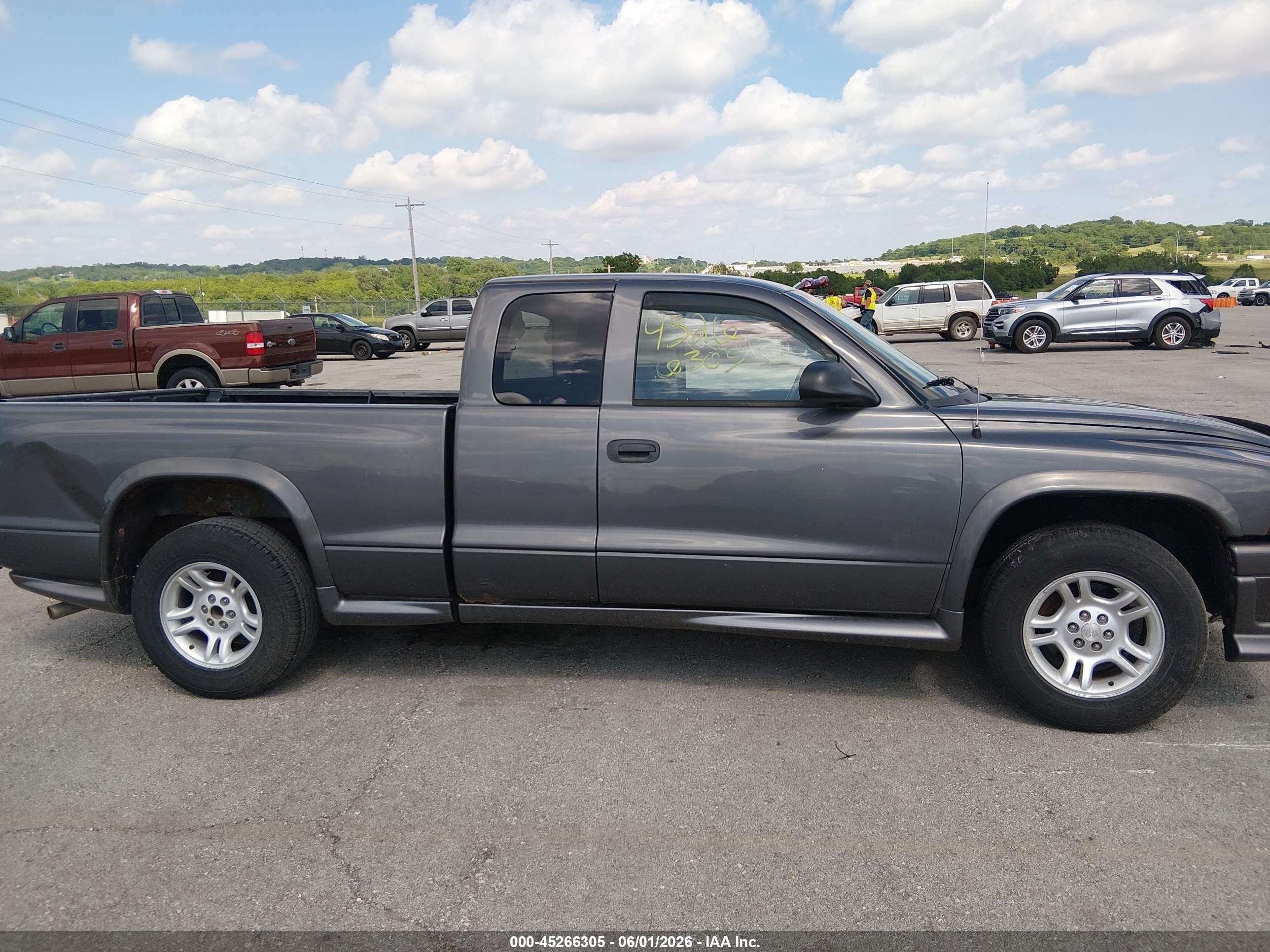 2004 Dodge Dakota Sport Gray vin: 1D7GL32K44S553742