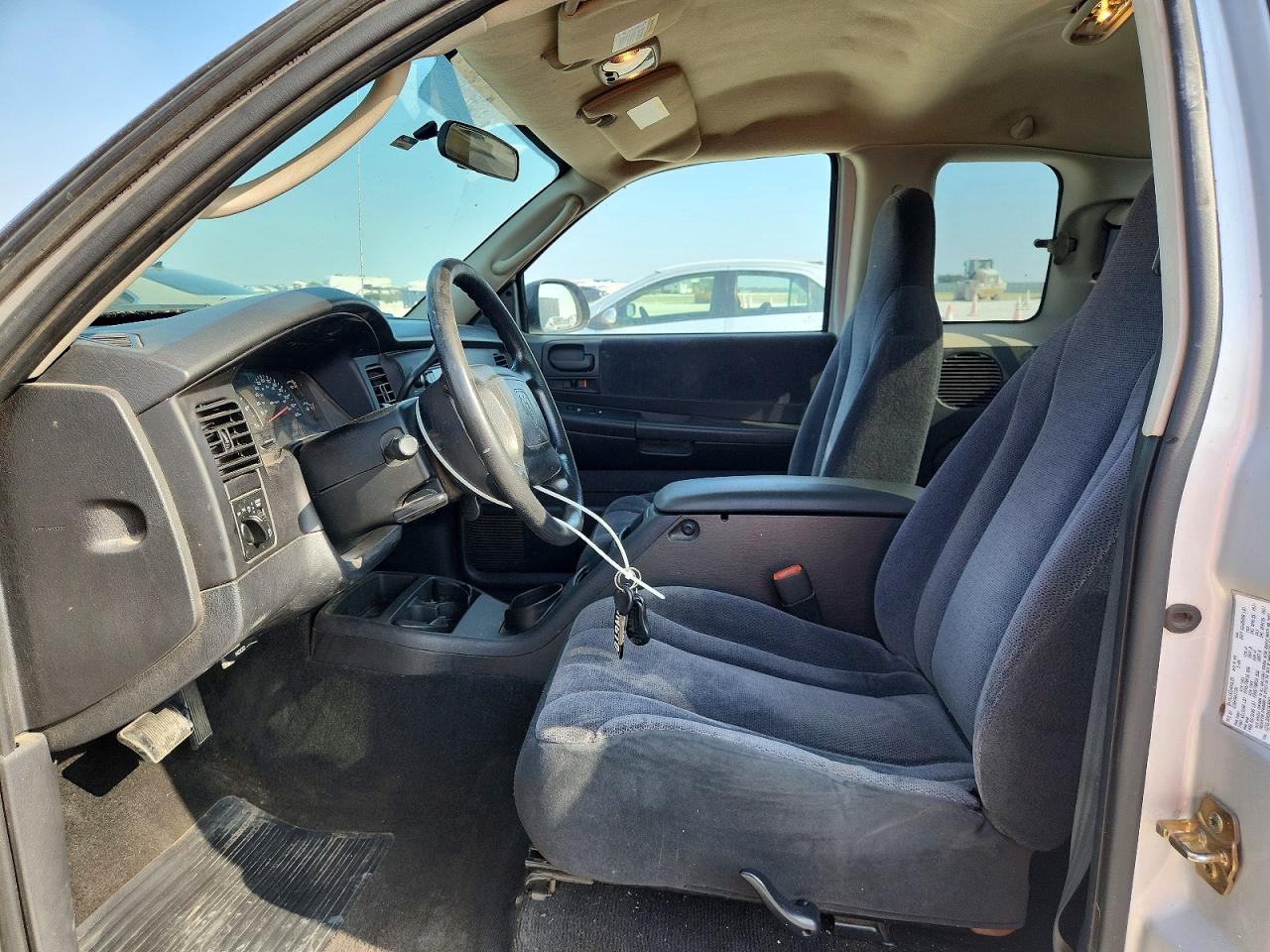 2004 Dodge Dakota Sport Silver vin: 1D7GL32K94S747683