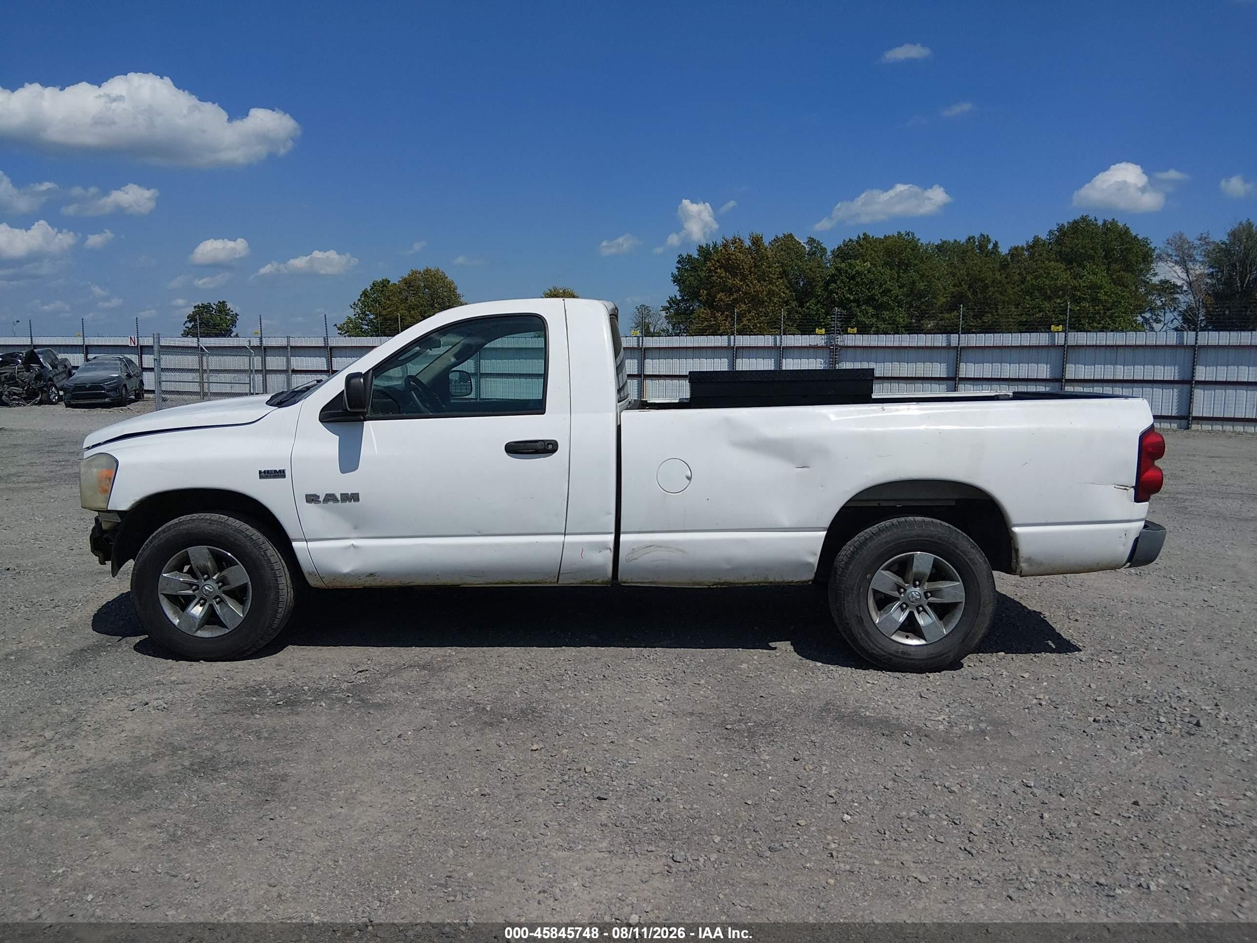 2008 Dodge Ram 1500 St/sxt White vin: 1D7HA16278J181107