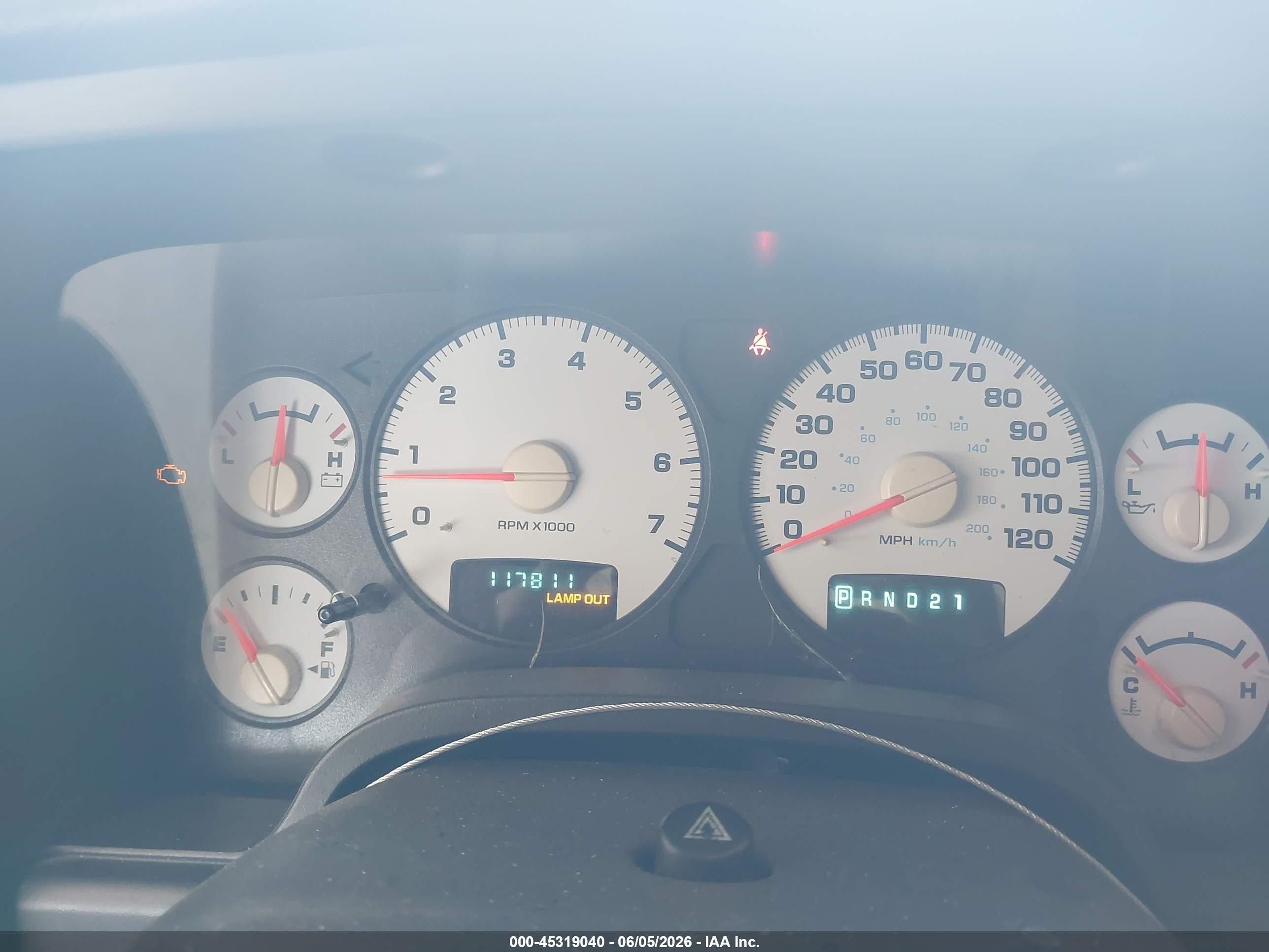 2005 Dodge Ram 1500 Slt/laramie White vin: 1D7HA16D25J605869