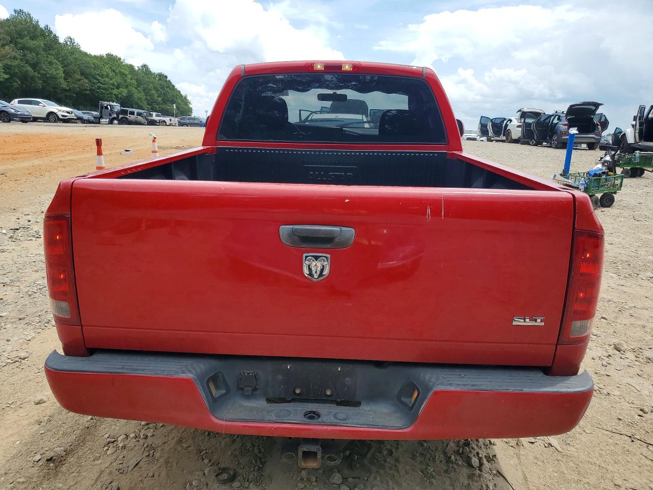 2005 Dodge Ram 1500 St Red vin: 1D7HA16D45J504767