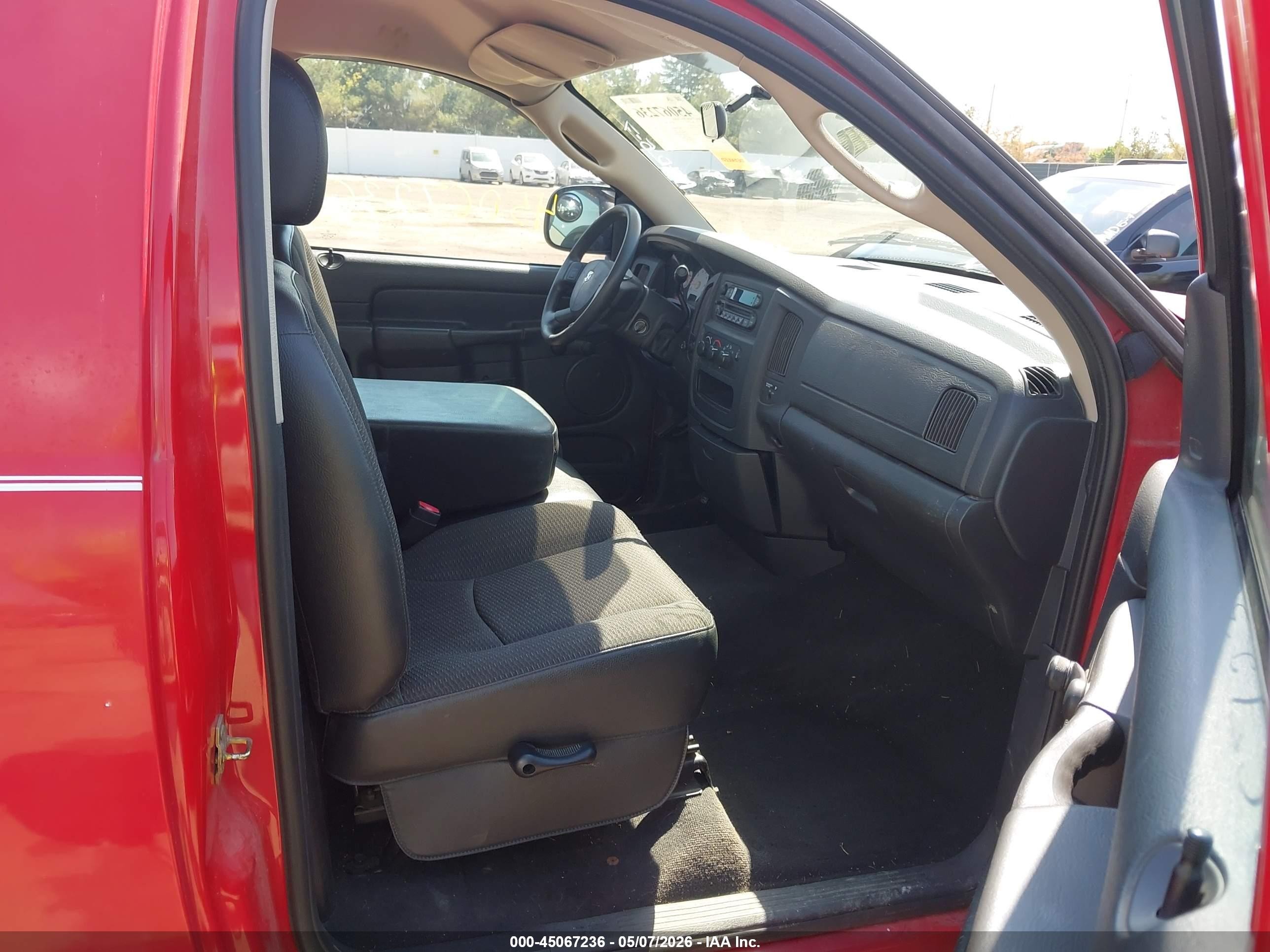 2004 Dodge Ram 1500 St Красный vin: 1D7HA16D54J147646