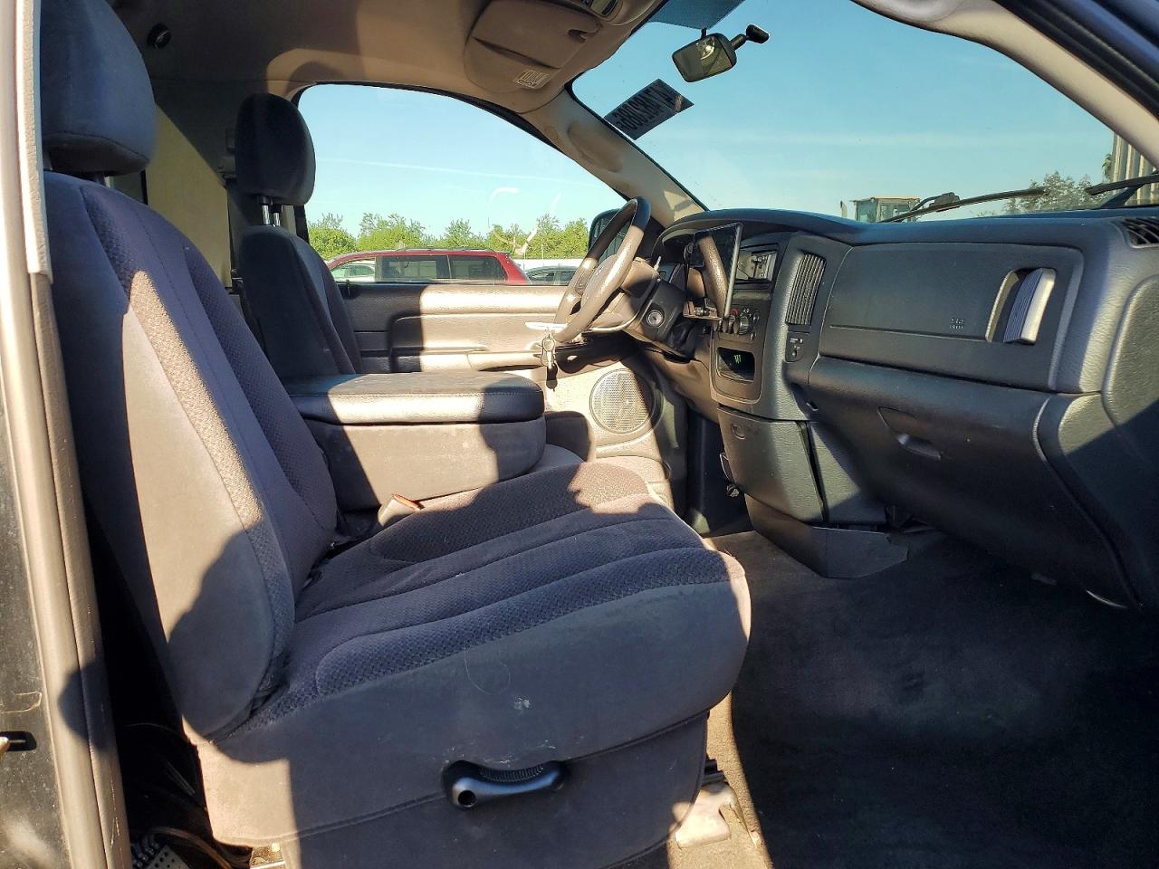 2005 Dodge Ram 1500 St Черный vin: 1D7HA16D85J533737