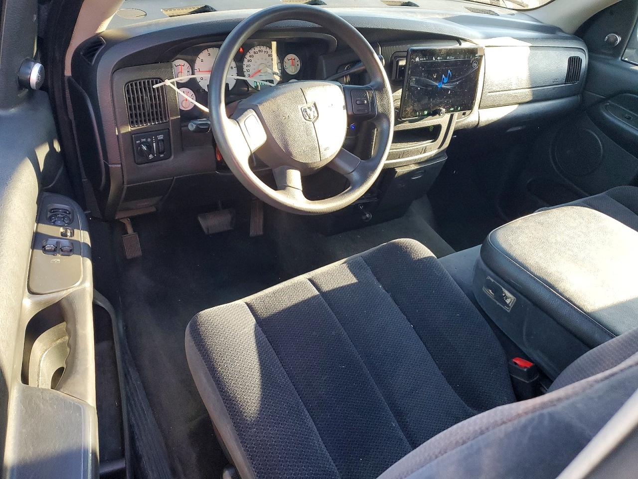 2005 Dodge Ram 1500 St Черный vin: 1D7HA16D85J533737