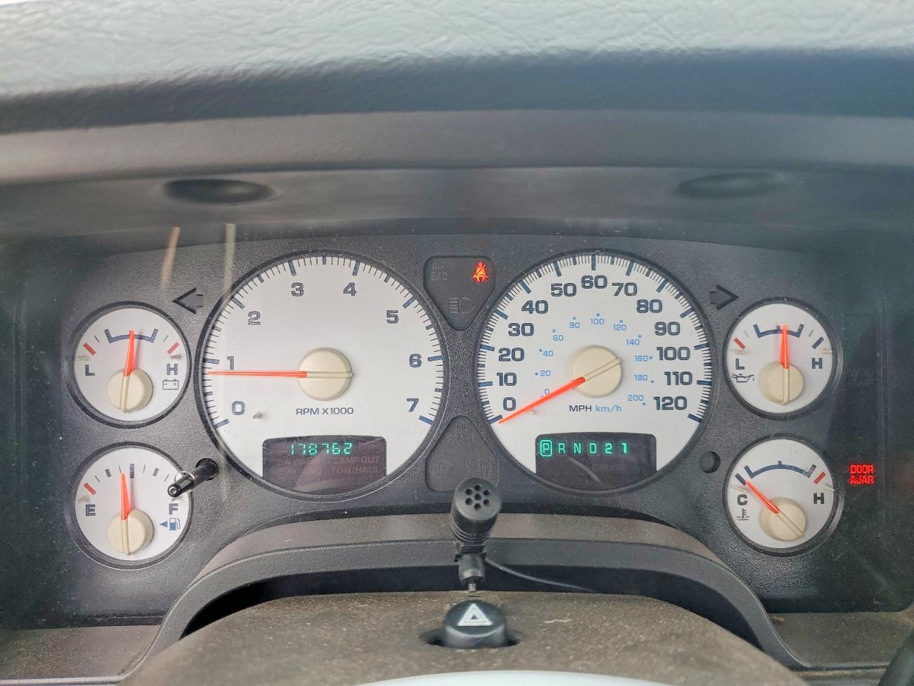2004 Dodge Ram 1500 St Yellow vin: 1D7HA16D94J295654