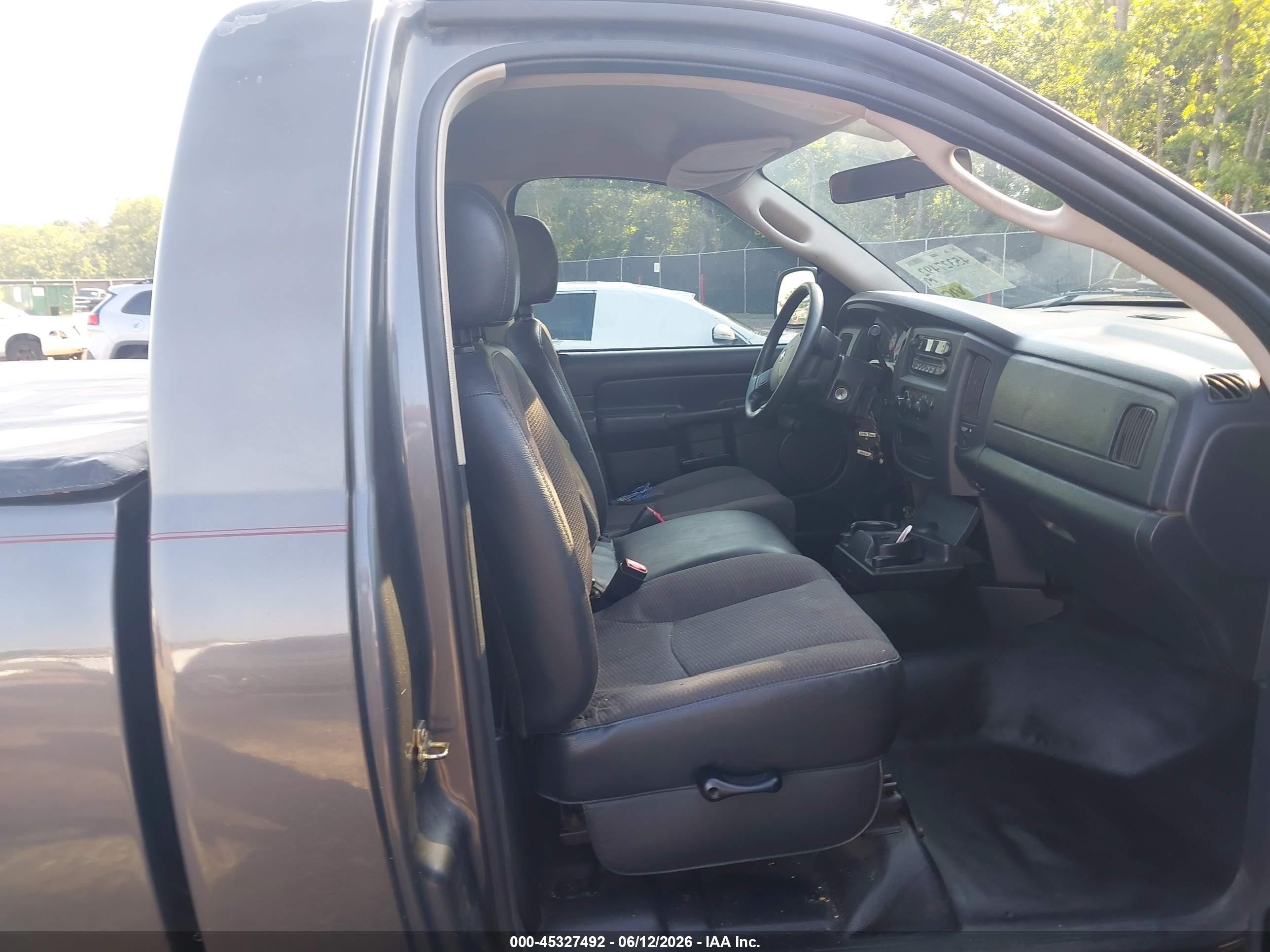 2004 Dodge Ram 1500 St Gray vin: 1D7HA16DX4J150753