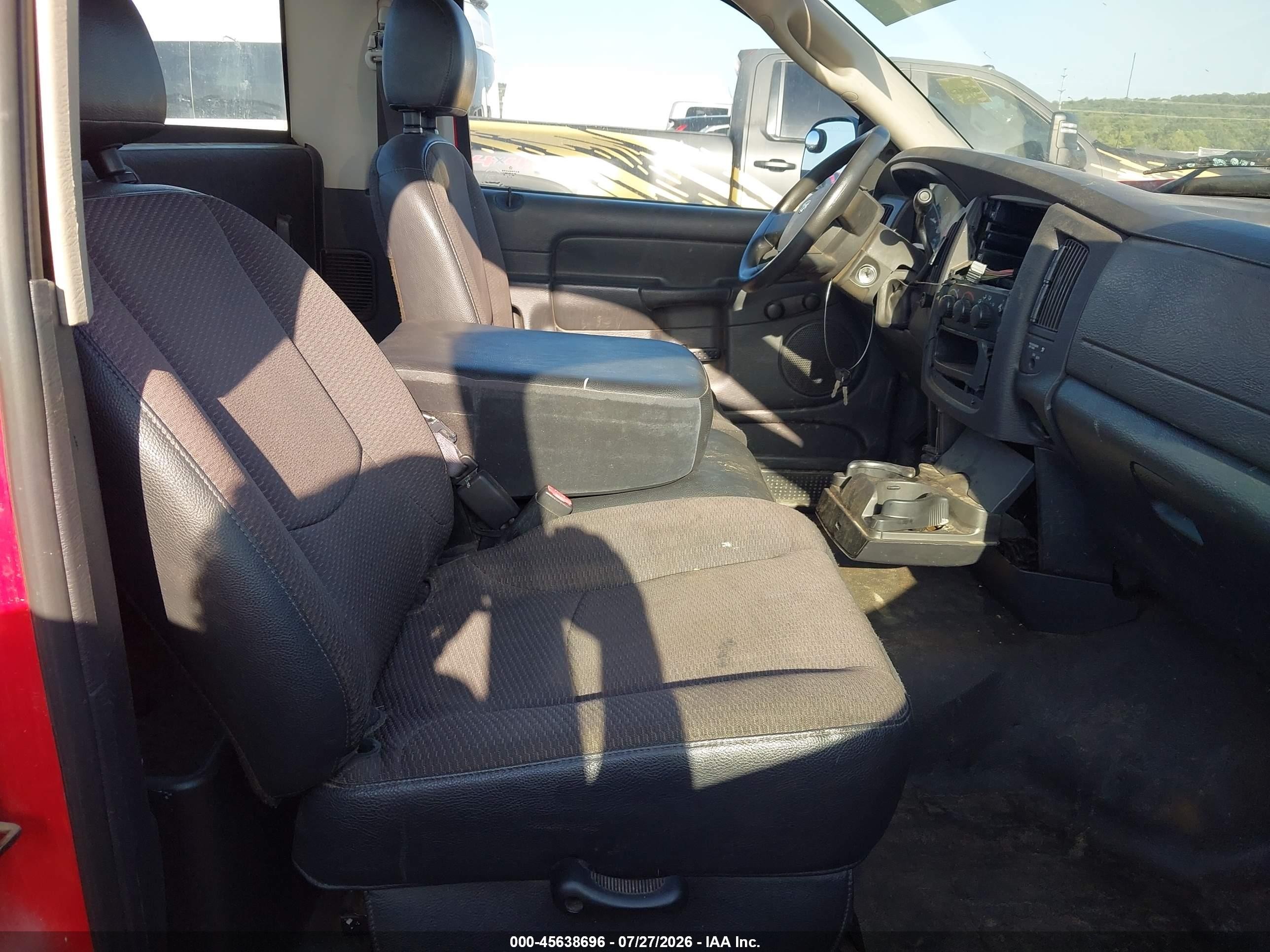 2004 Dodge Ram 1500 St Red vin: 1D7HA16K04J149724