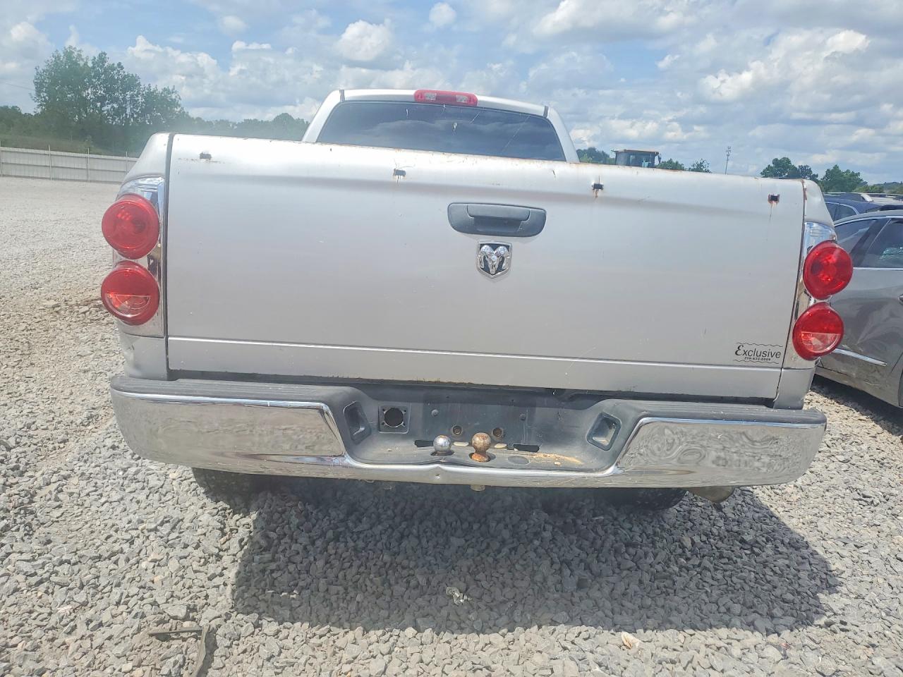 2007 Dodge Ram 1500 St Silver vin: 1D7HA16K07J615883