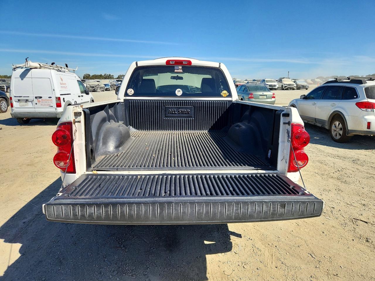 2008 Dodge Ram 1500 St White vin: 1D7HA16K08J227764