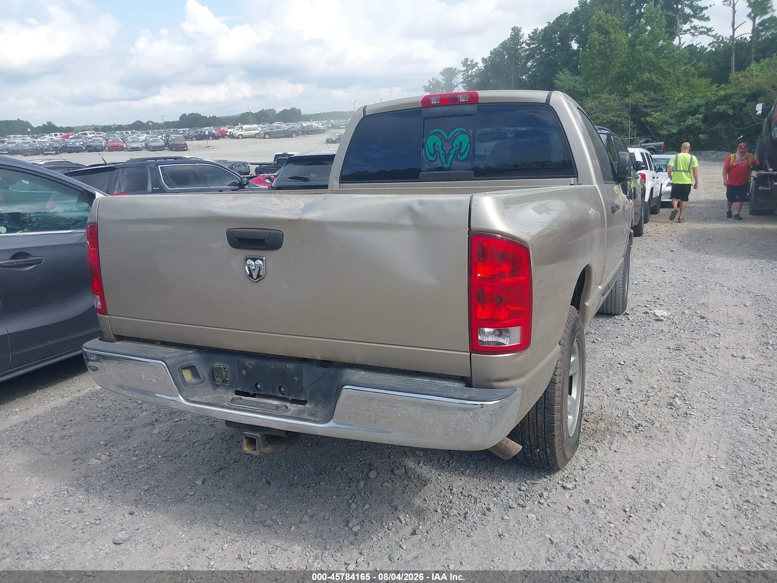 2005 Dodge Ram 1500 St Gold vin: 1D7HA16K15J515465