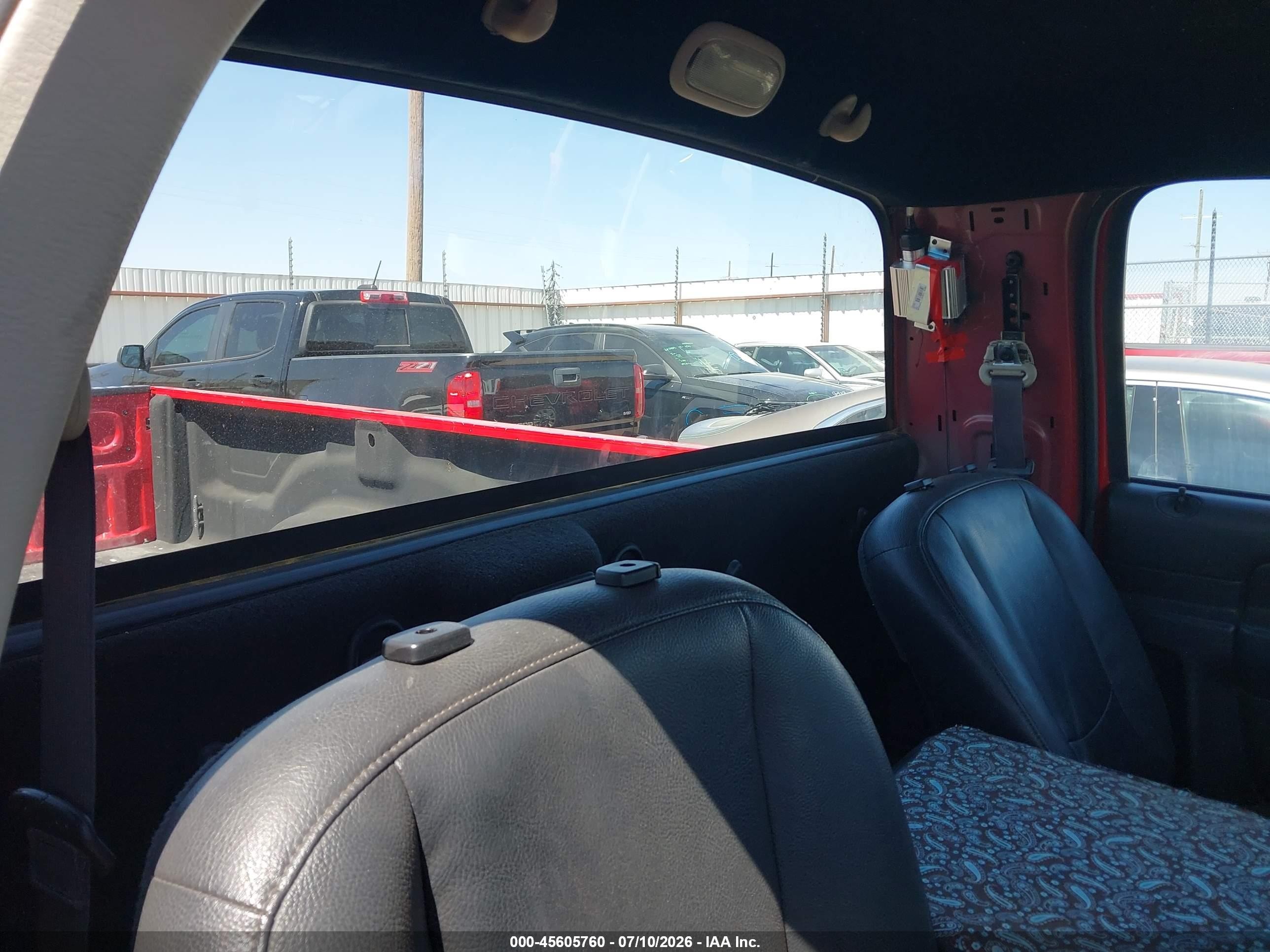 2004 Dodge Ram 1500 St Red vin: 1D7HA16K24J190680