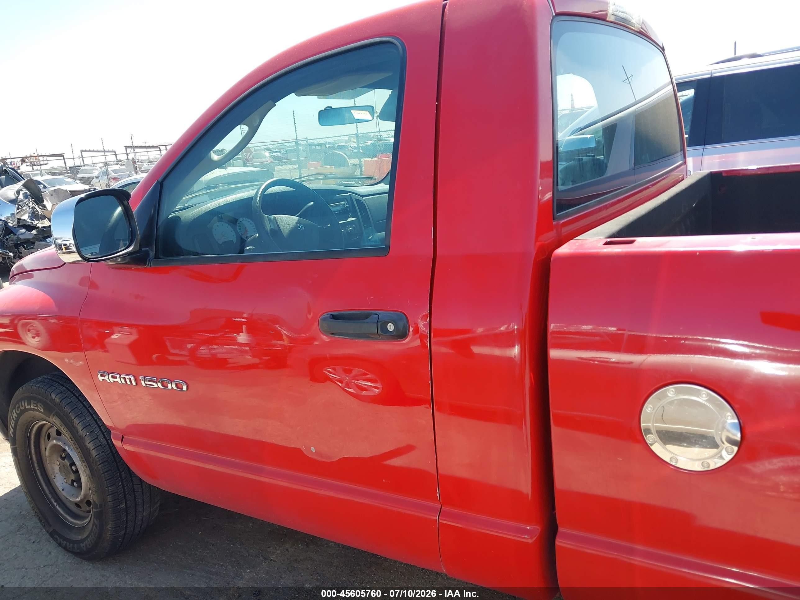 2004 Dodge Ram 1500 St Red vin: 1D7HA16K24J190680