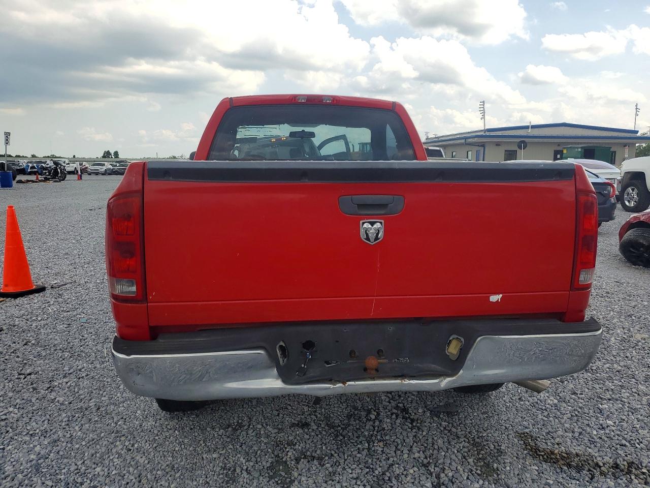 2006 Dodge Ram 1500 St Red vin: 1D7HA16K26J229271