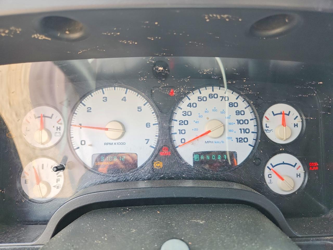 2005 Dodge Ram 1500 St Silver vin: 1D7HA16K35J629029