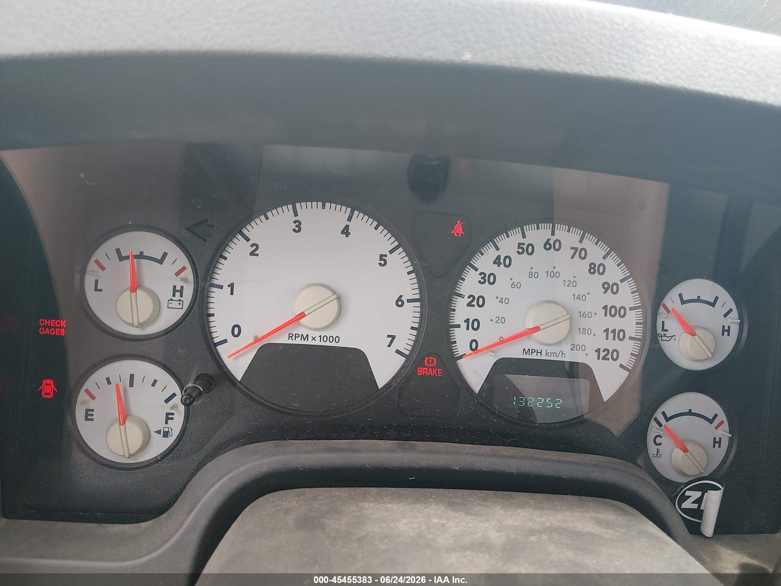 2006 Dodge Ram 1500 St White vin: 1D7HA16K36J145816