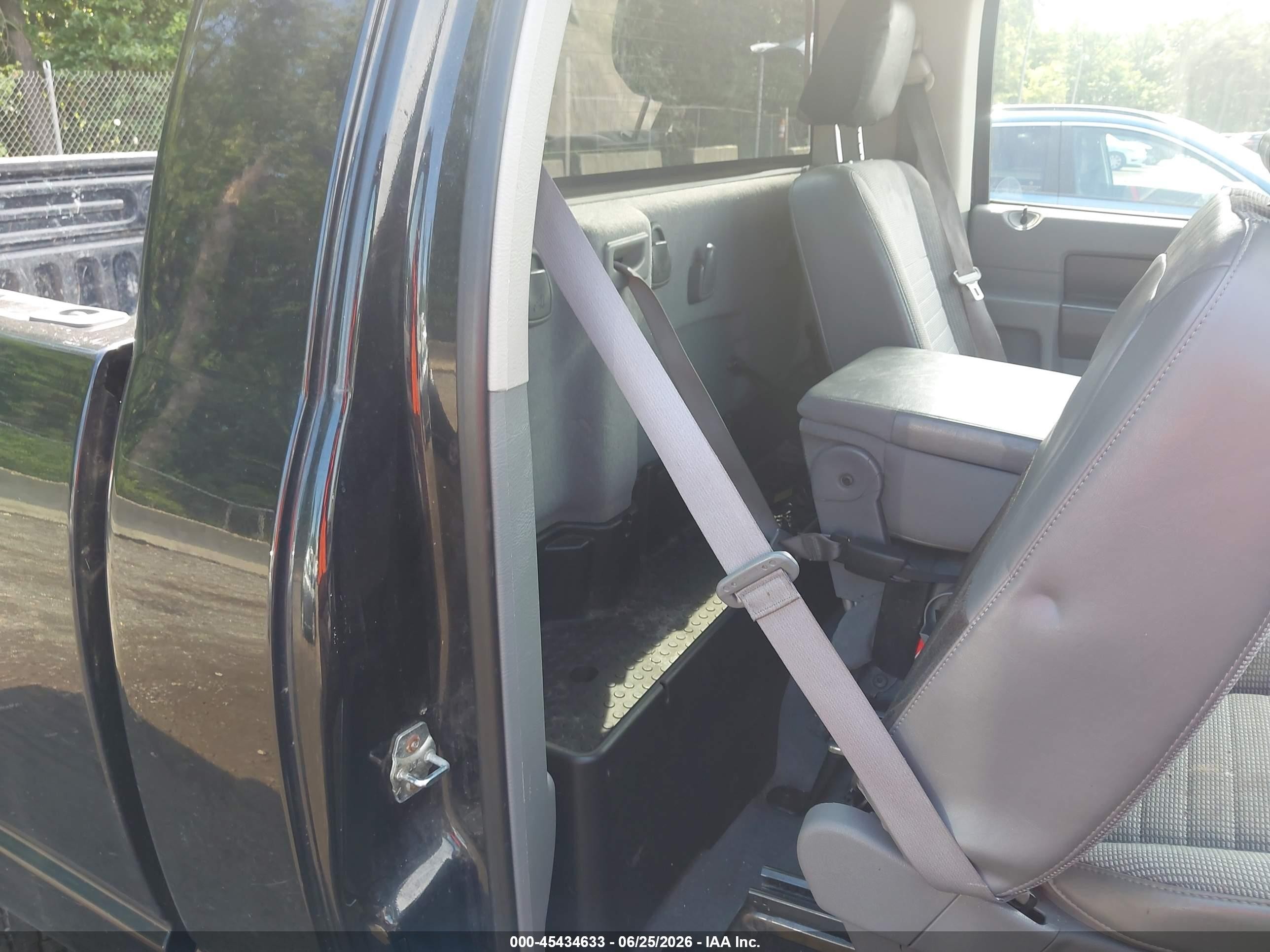 2008 Dodge Ram 1500 St/sxt Black vin: 1D7HA16K38J211168