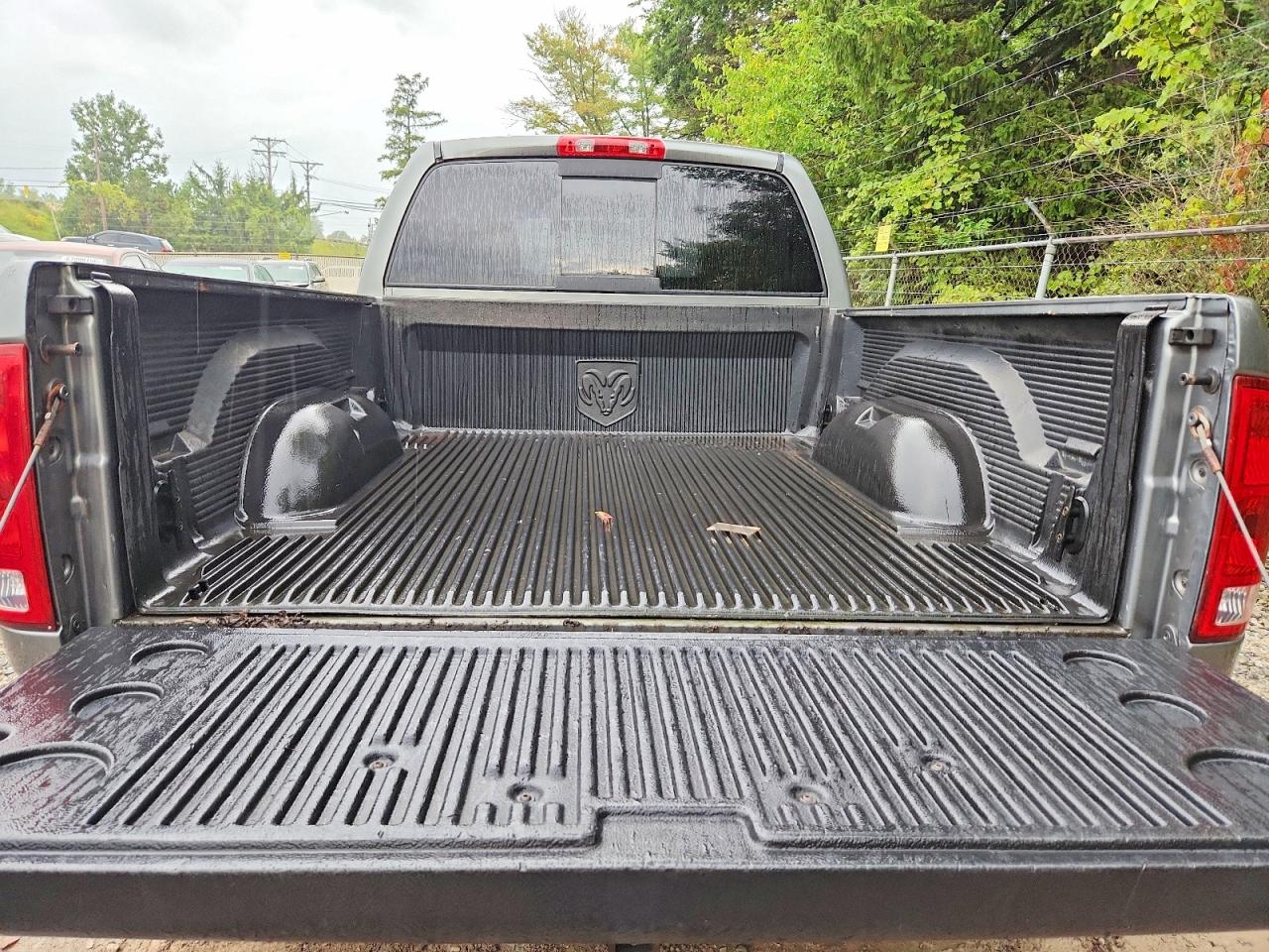 2005 Dodge Ram 1500 St Gray vin: 1D7HA16K45J640699