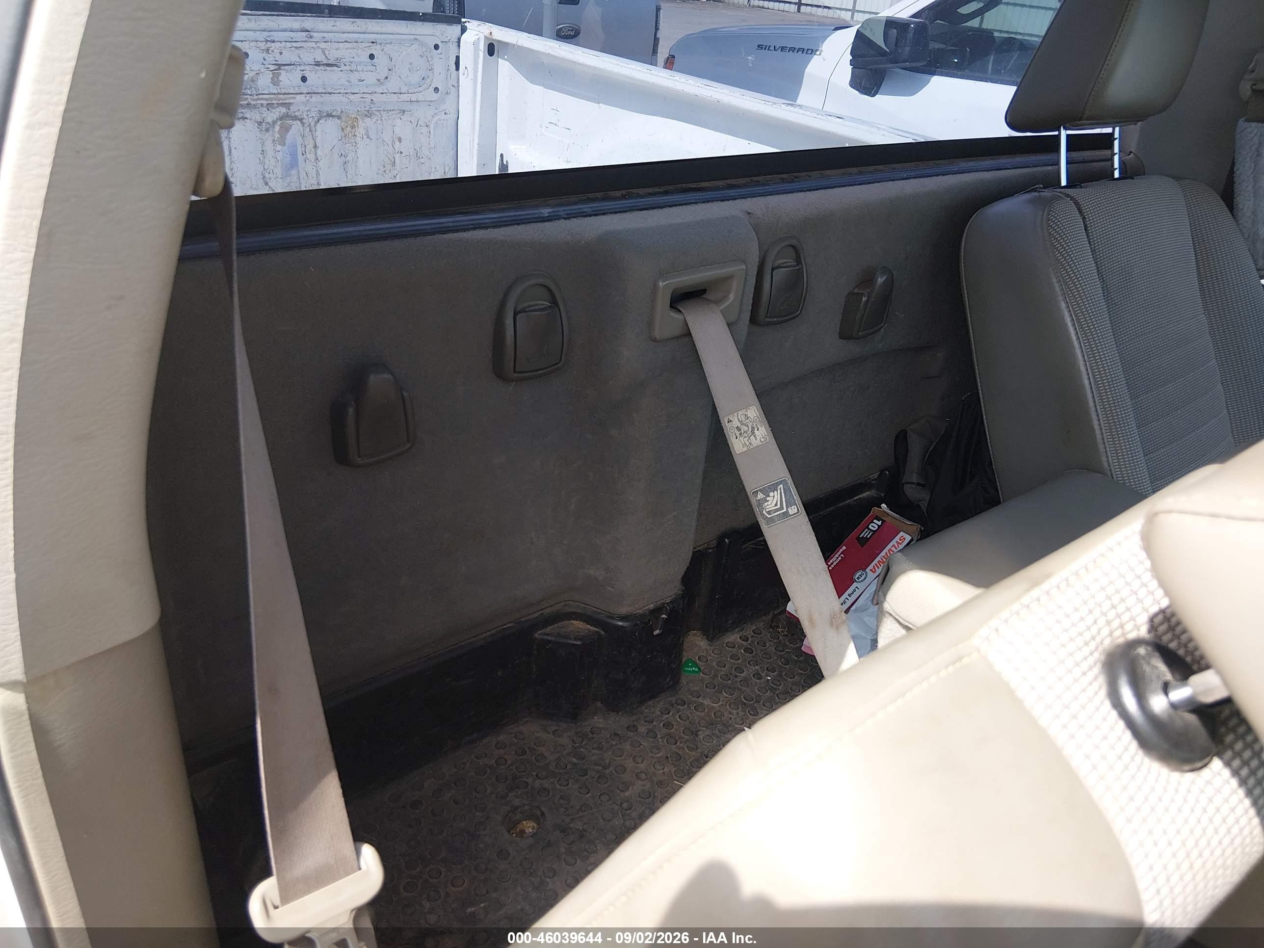 2006 Dodge Ram 1500 St Белый vin: 1D7HA16K46J180431