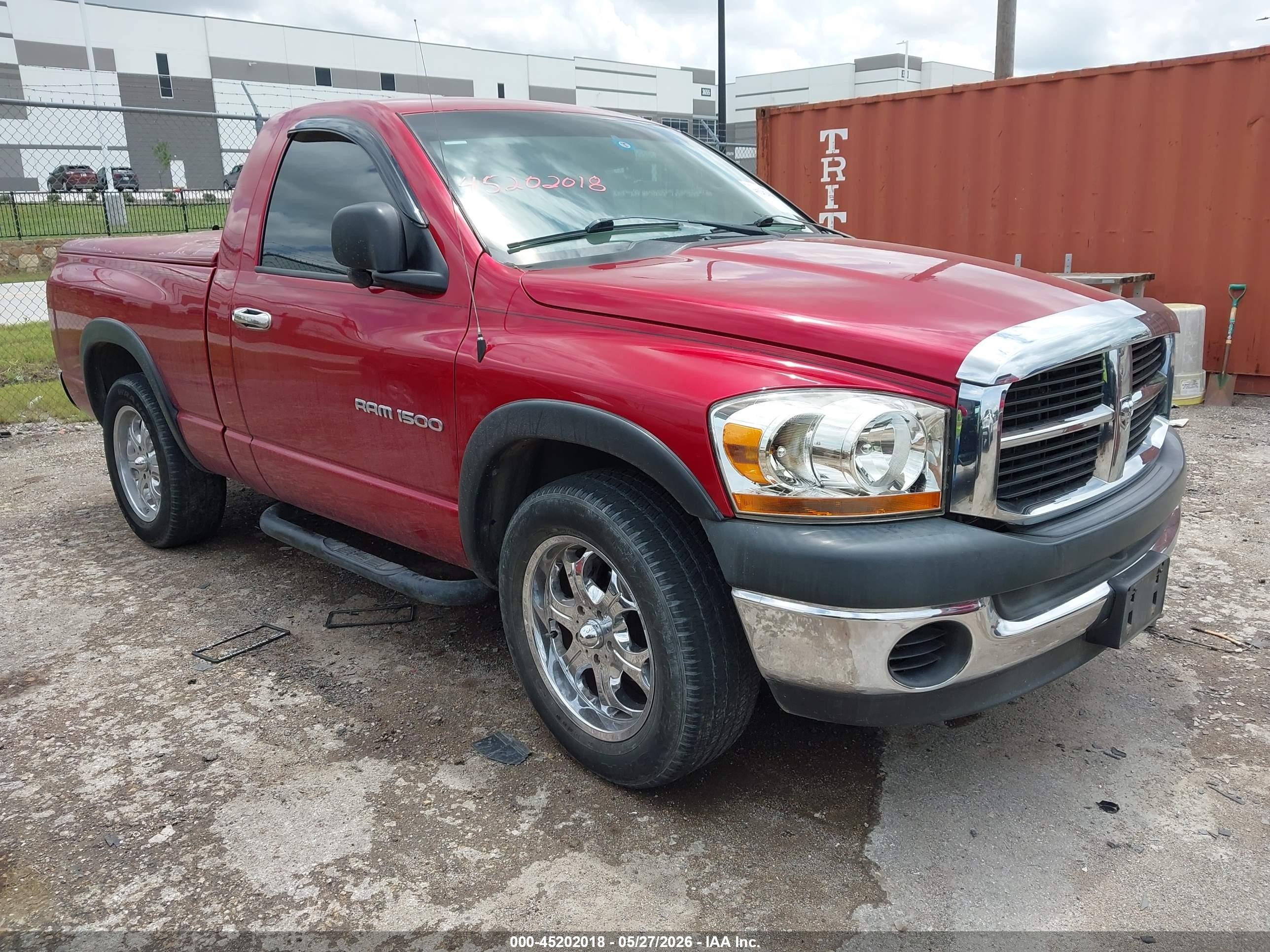 2006 Dodge Ram 1500 St Red vin: 1D7HA16K46J211967