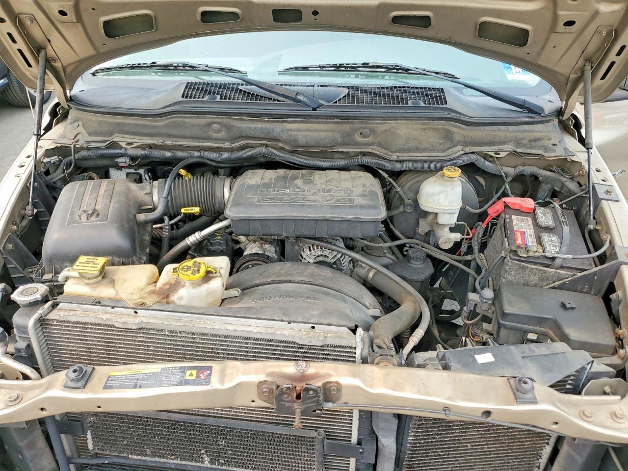 2005 Dodge Ram 1500 St Золотой vin: 1D7HA16K55J598883