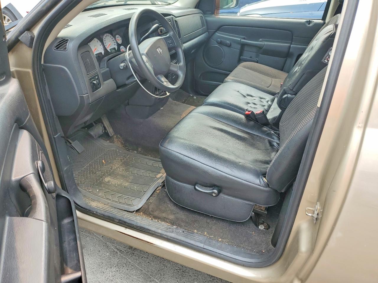 2005 Dodge Ram 1500 St Золотой vin: 1D7HA16K55J598883