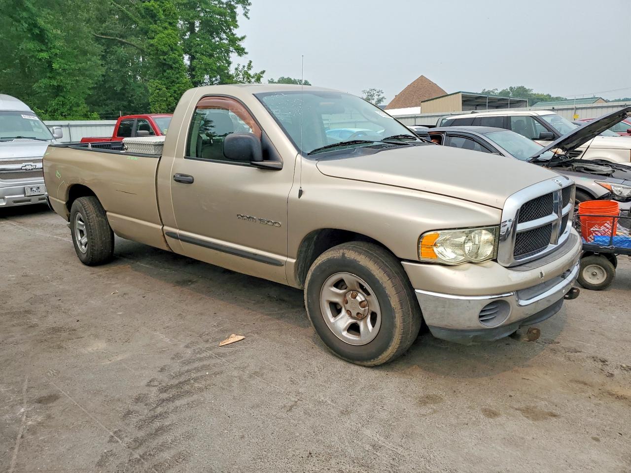 2005 Dodge Ram 1500 St Золотой vin: 1D7HA16K55J598883