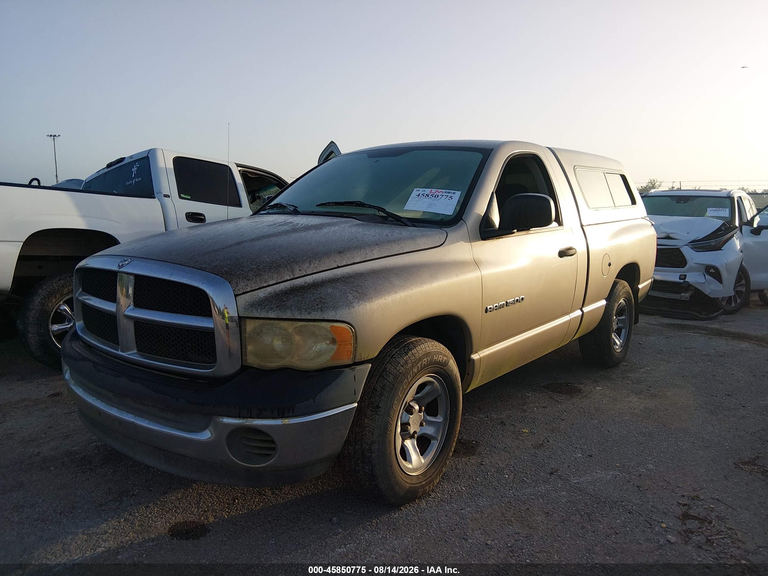 2004 Dodge Ram 1500 St Beige vin: 1D7HA16K64J103752