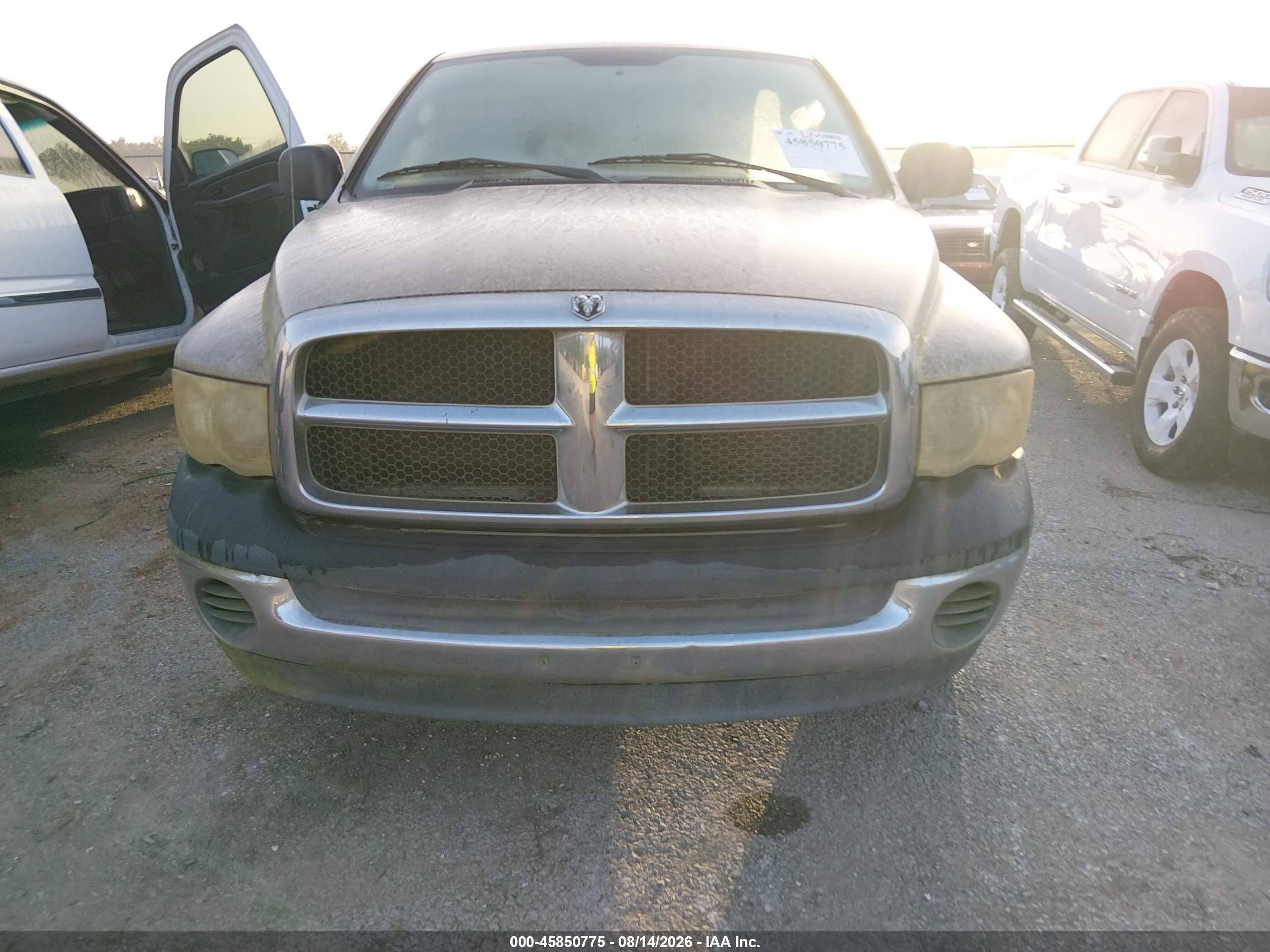 2004 Dodge Ram 1500 St Beige vin: 1D7HA16K64J103752