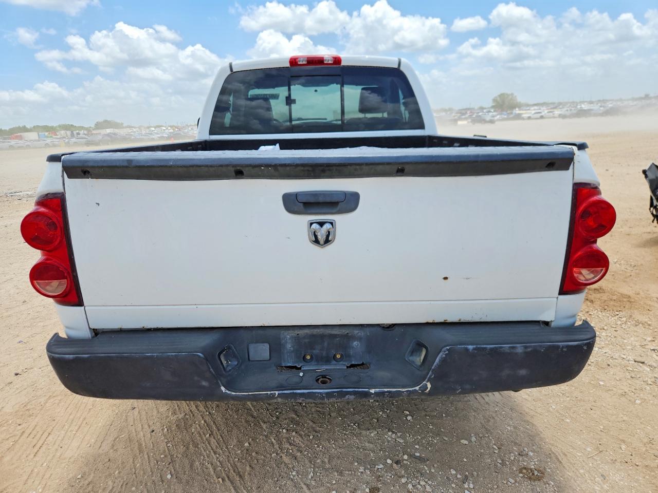 2008 Dodge Ram 1500 St White vin: 1D7HA16K68J237604