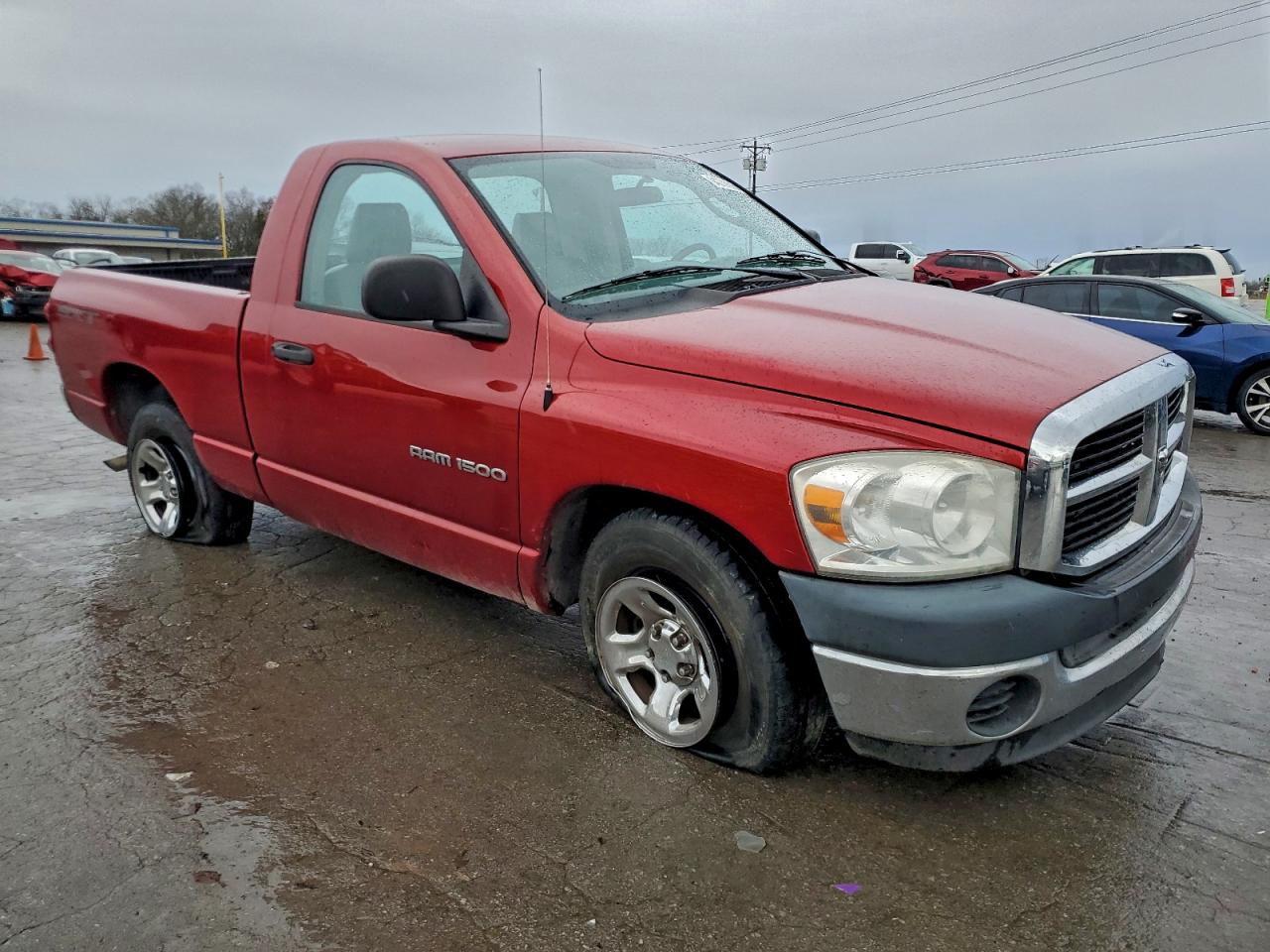 2007 Dodge Ram 1500 St Red vin: 1D7HA16K87J571048