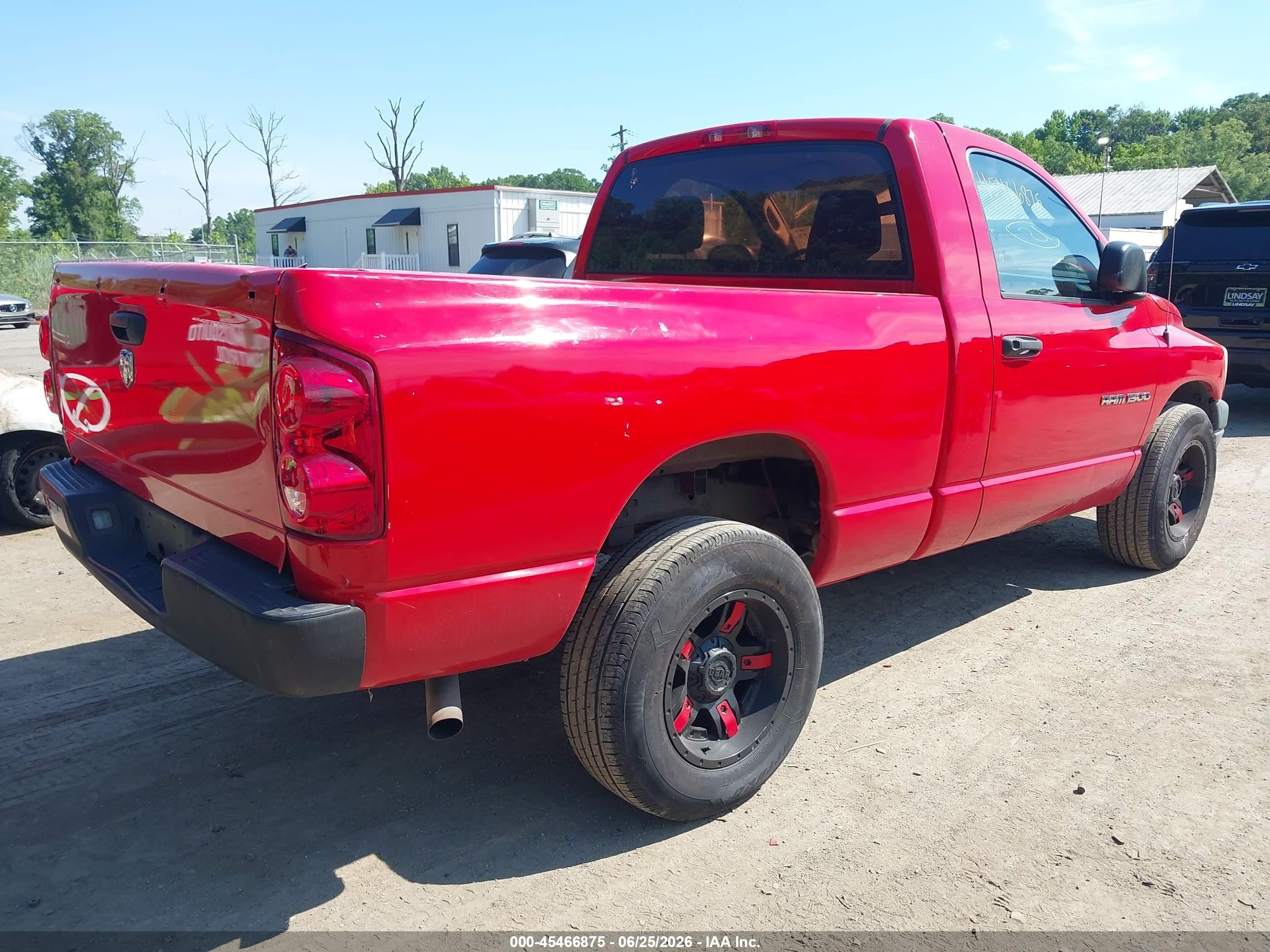 2007 Dodge Ram 1500 St Red vin: 1D7HA16K87J603044