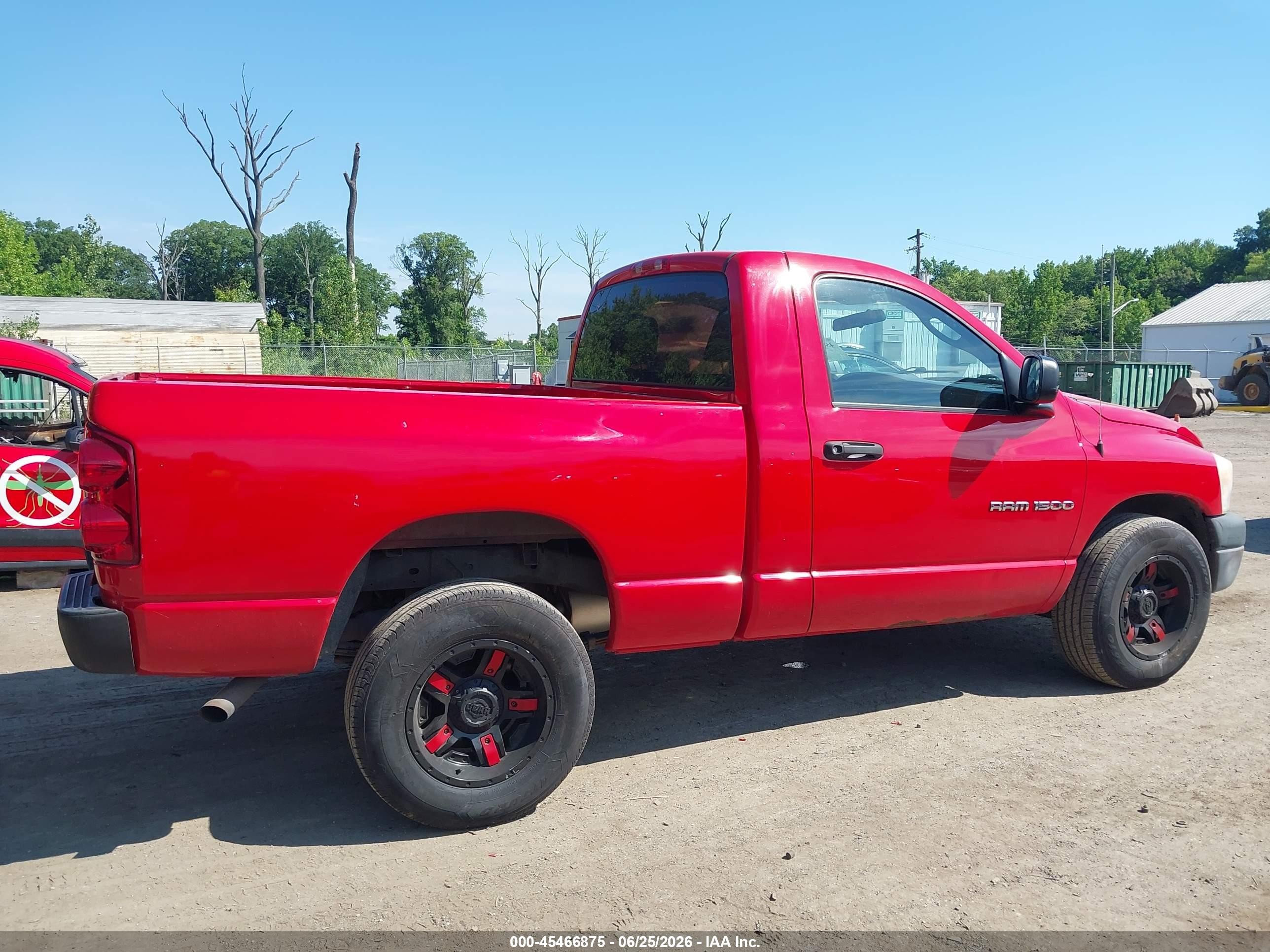2007 Dodge Ram 1500 St Red vin: 1D7HA16K87J603044