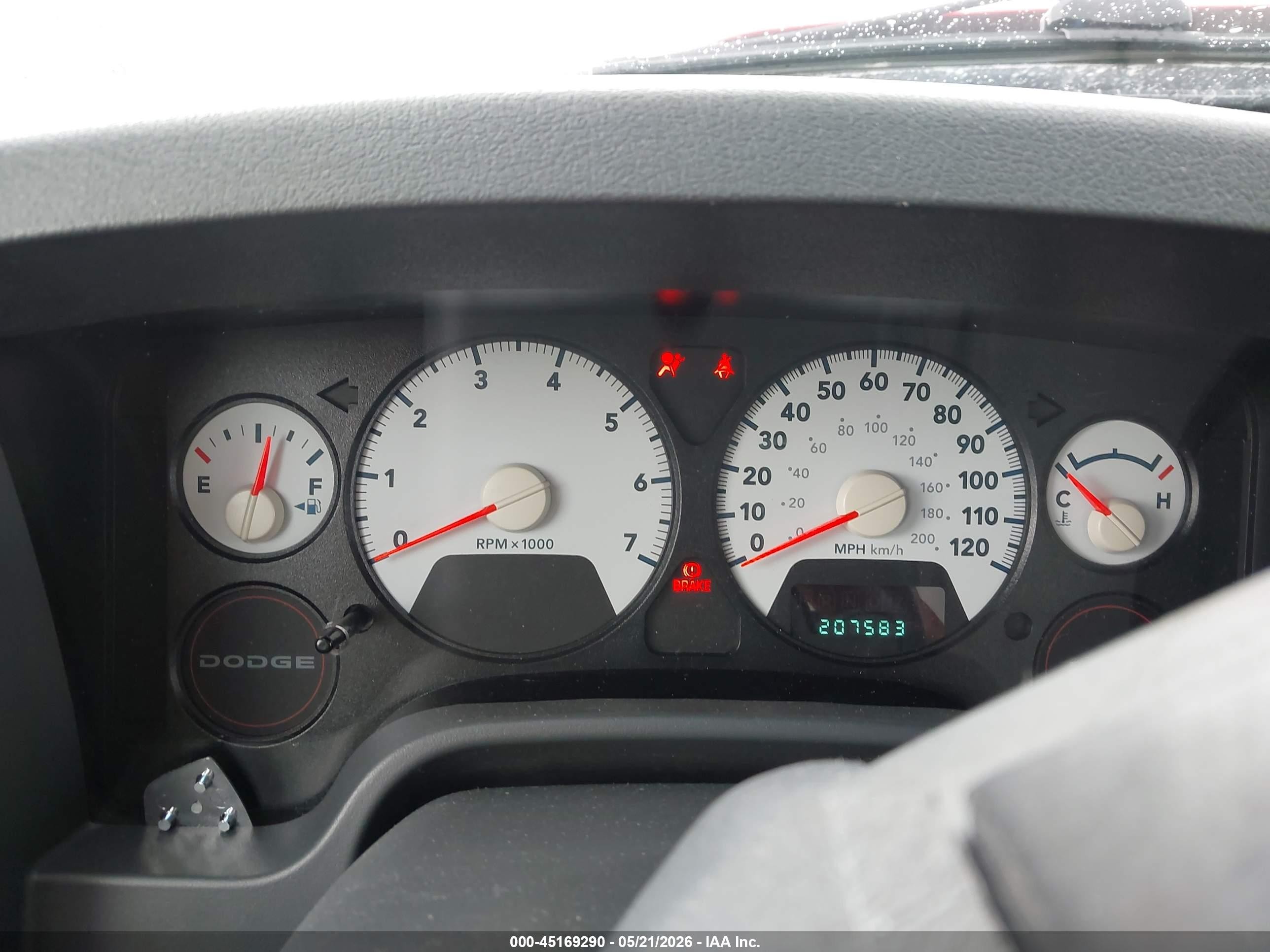 2008 Dodge Ram 1500 St/sxt Red vin: 1D7HA16K88J157124