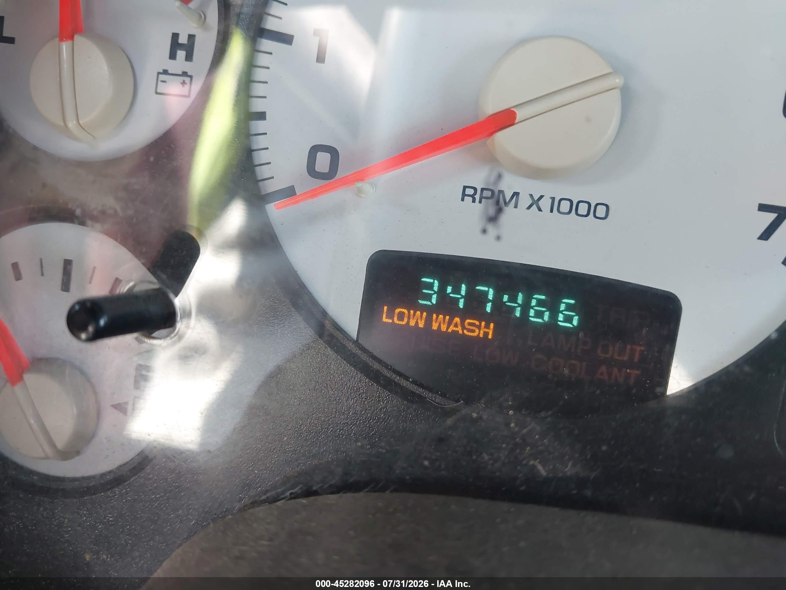 2002 Dodge Ram 1500 St Red vin: 1D7HA16K92J247390