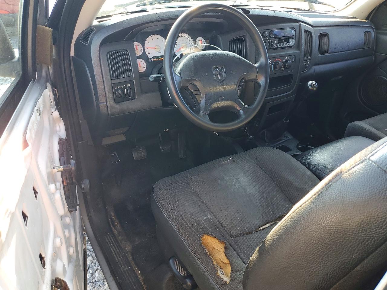 2003 Dodge Ram 1500 St Silver vin: 1D7HA16K93J507577