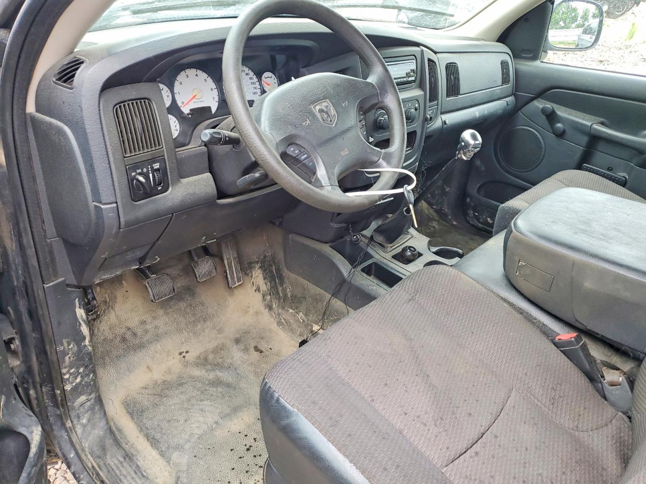 2003 Dodge Ram 1500 St Серый vin: 1D7HA16K93J605900