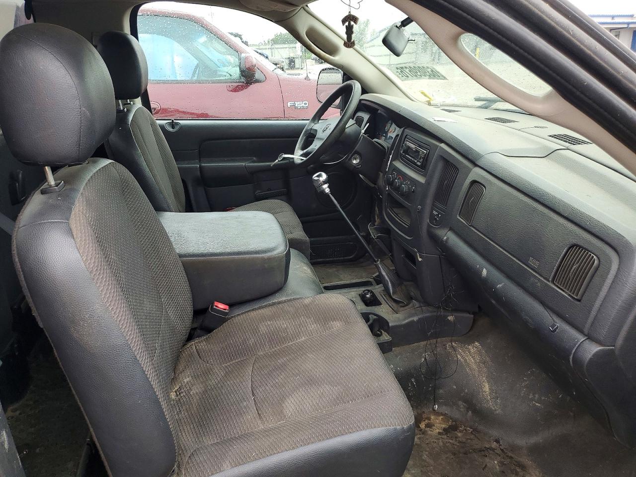 2003 Dodge Ram 1500 St Серый vin: 1D7HA16K93J605900
