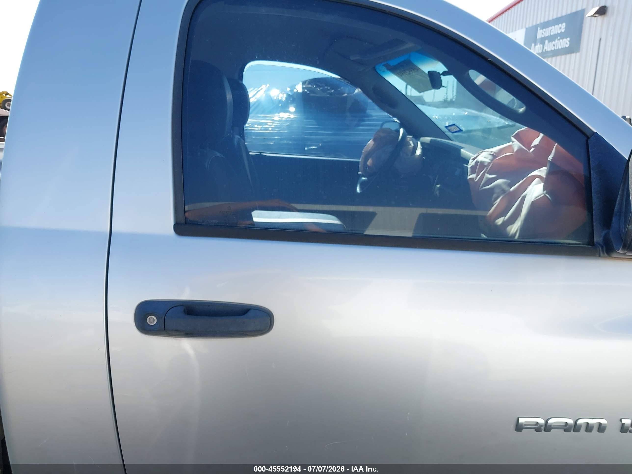2004 Dodge Ram 1500 St Серебряный vin: 1D7HA16K94J296253