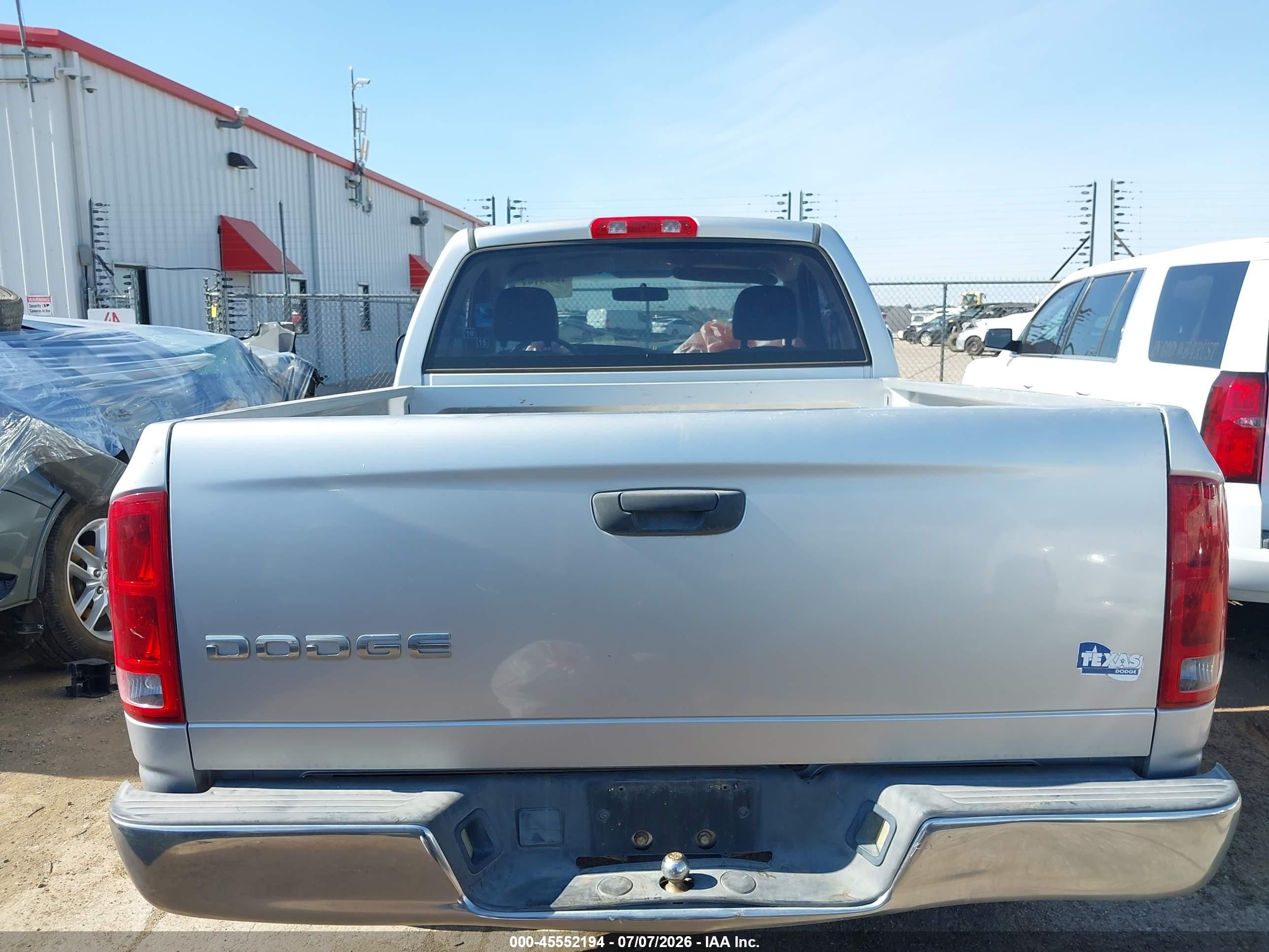 2004 Dodge Ram 1500 St Серебряный vin: 1D7HA16K94J296253