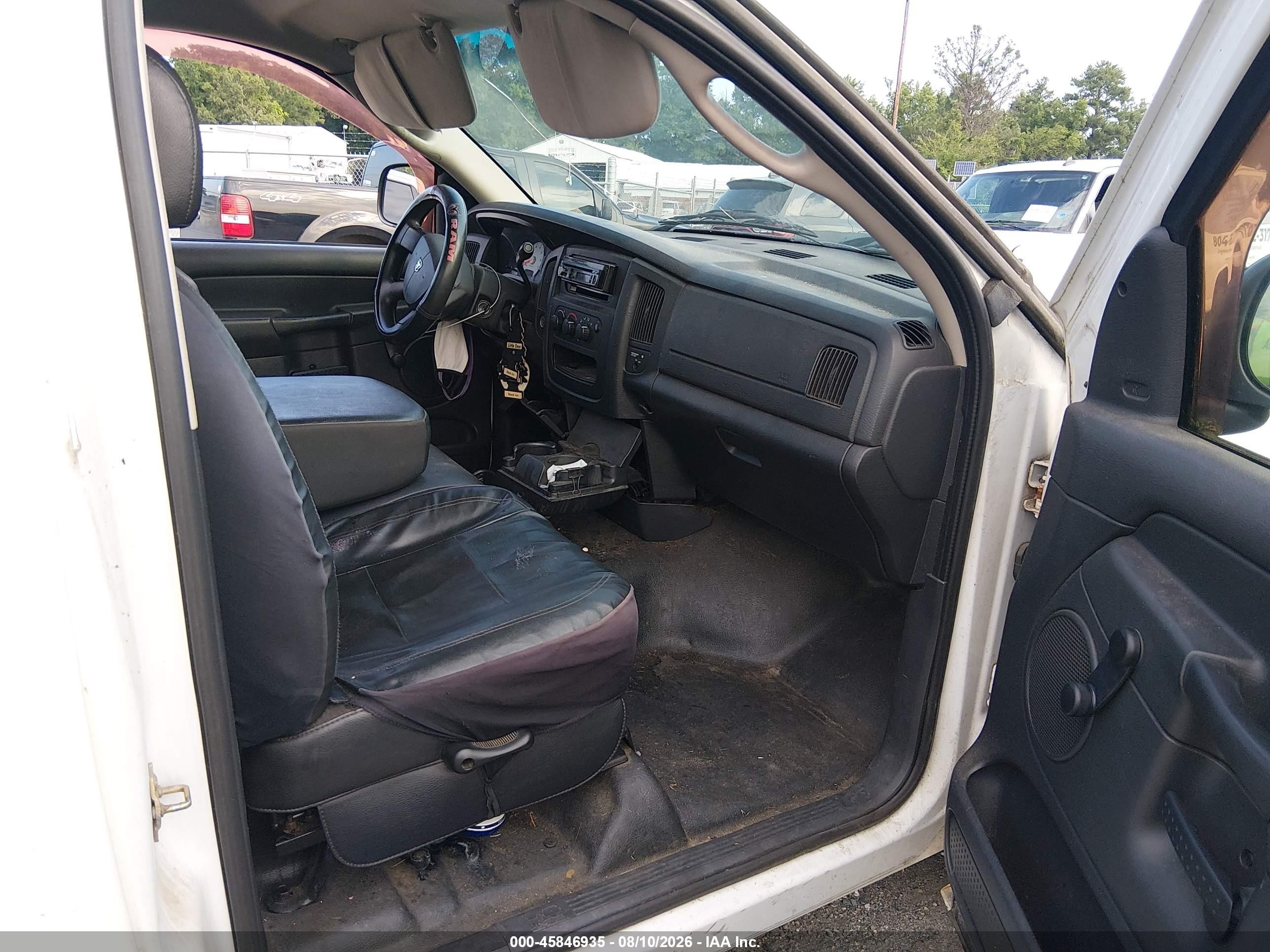 2005 Dodge Ram 1500 St White vin: 1D7HA16K95J600327