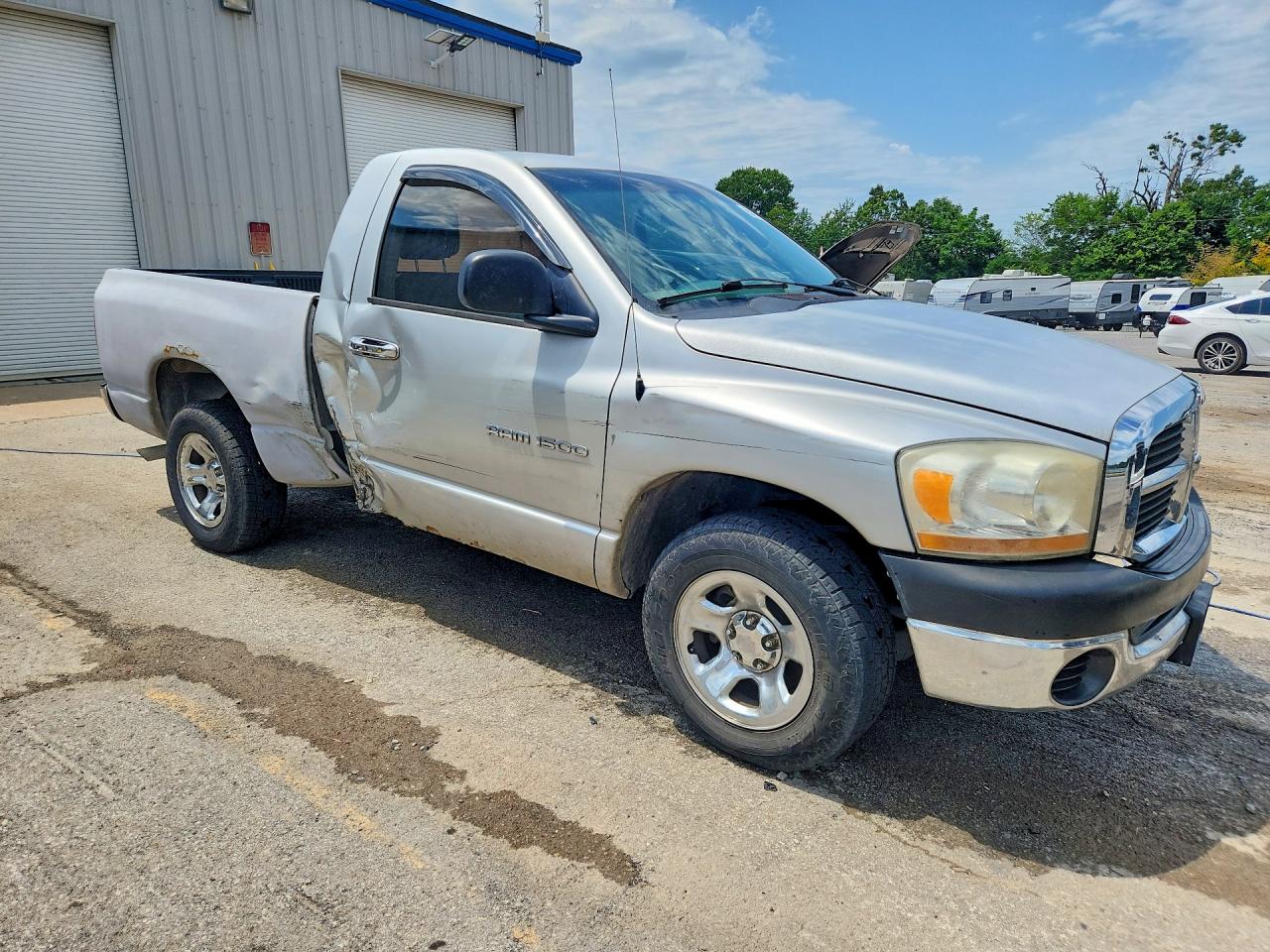 2006 Dodge Ram 1500 St Silver vin: 1D7HA16K96J215979