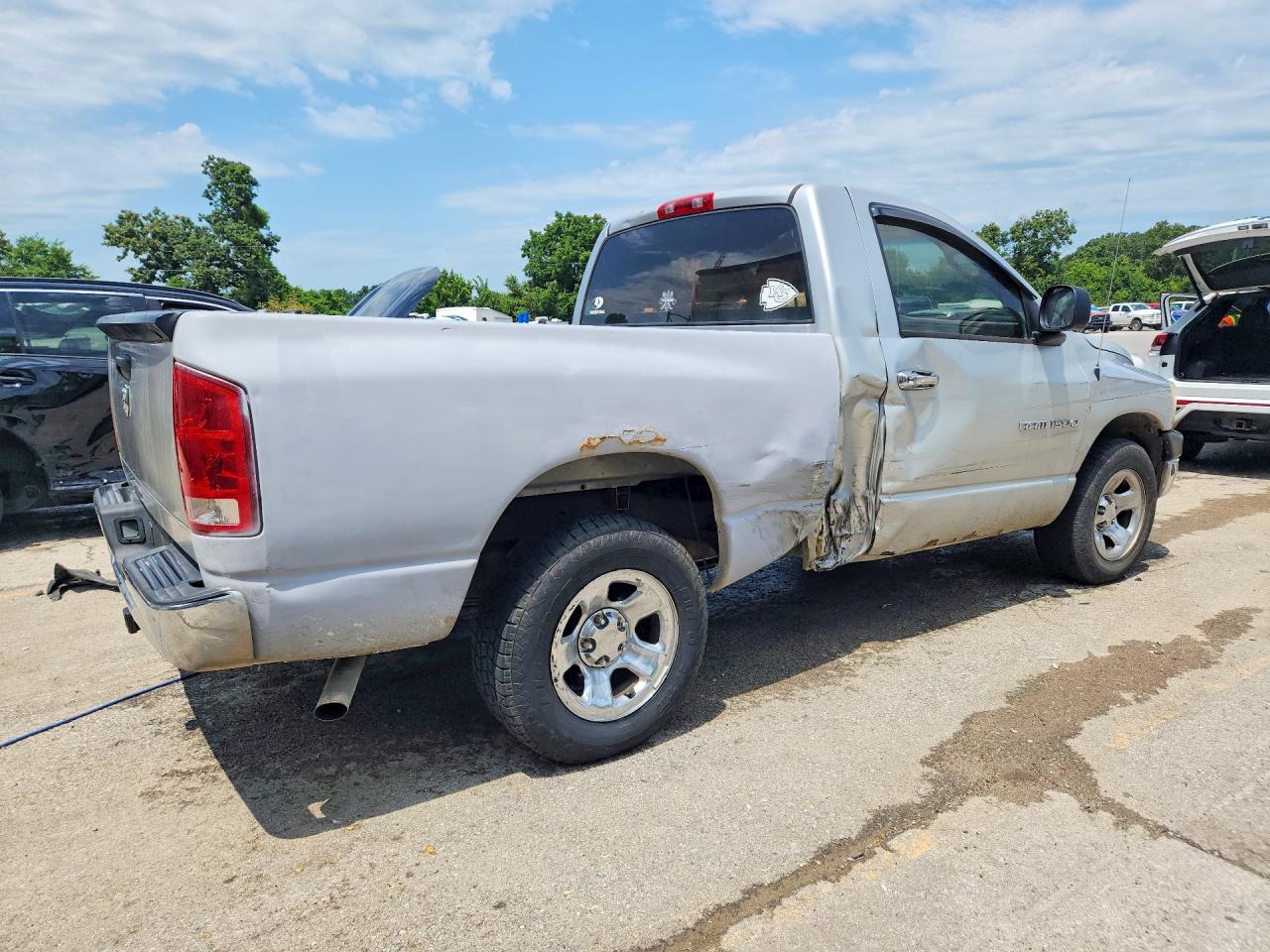 2006 Dodge Ram 1500 St Silver vin: 1D7HA16K96J215979