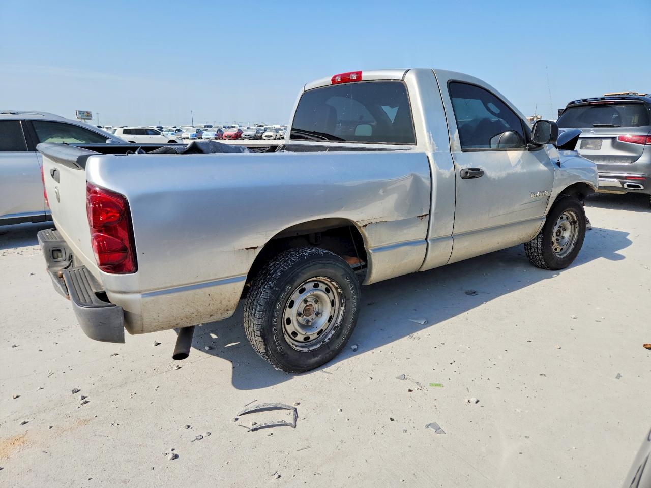 2008 Dodge Ram 1500 St Серебряный vin: 1D7HA16K98J109356