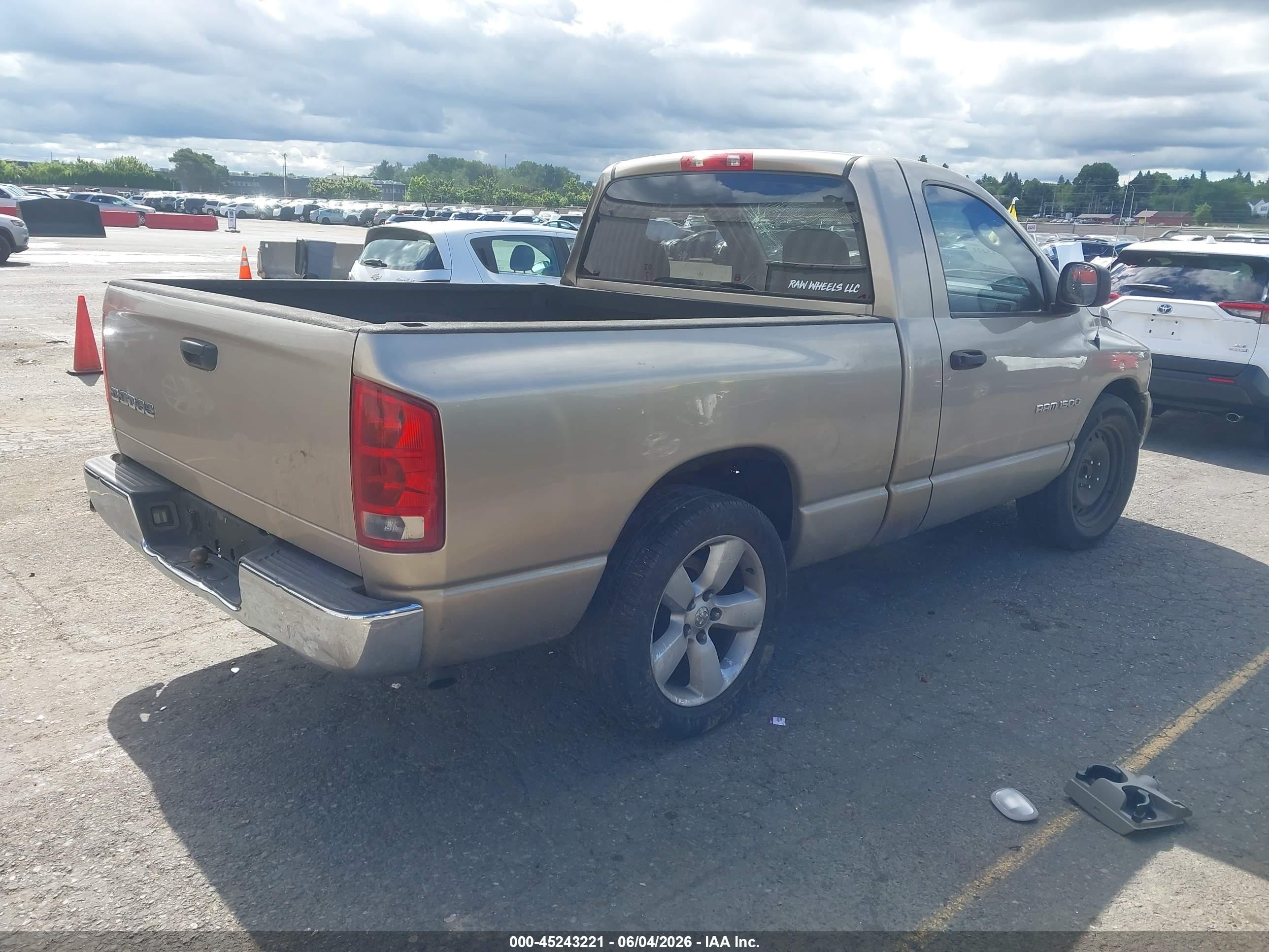 2003 Dodge Ram 1500 St Gold vin: 1D7HA16KX3J617957