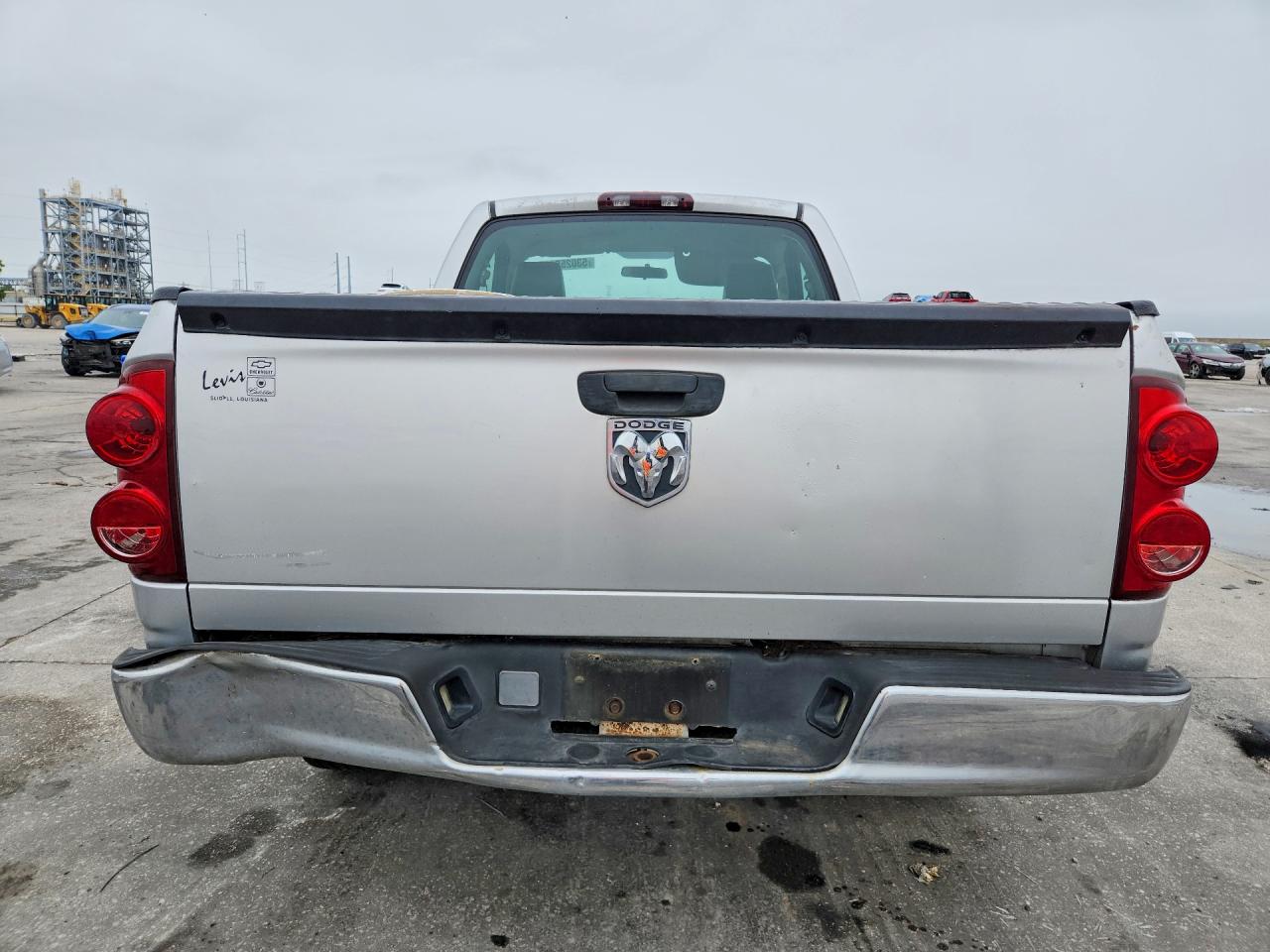 2007 Dodge Ram 1500 St Silver vin: 1D7HA16KX7J536804