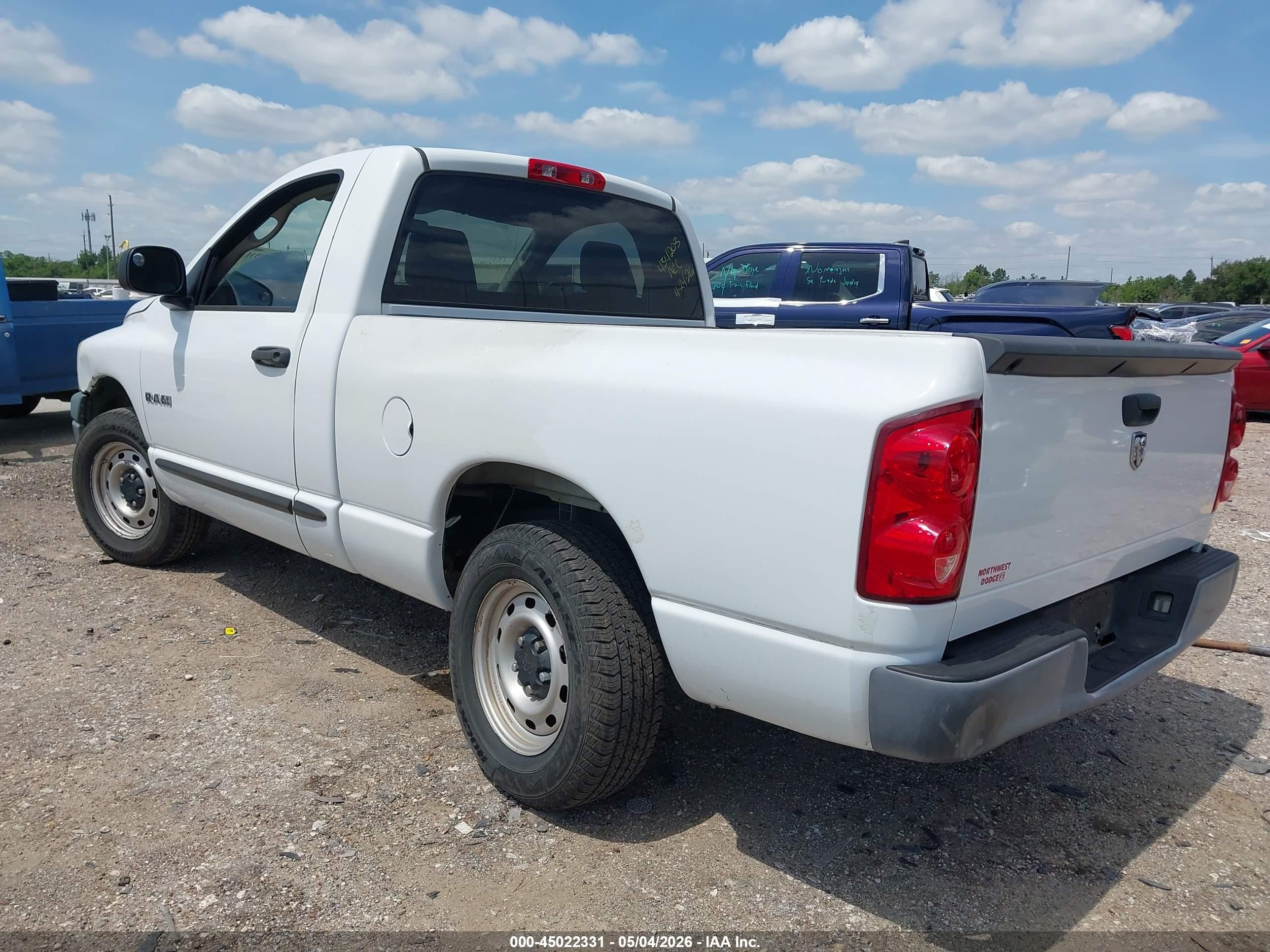 2008 Dodge Ram 1500 St/sxt White vin: 1D7HA16KX8J123492