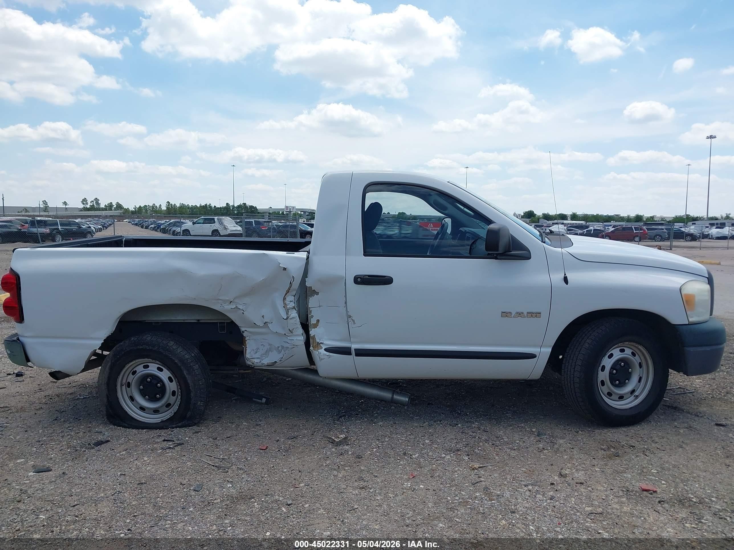 2008 Dodge Ram 1500 St/sxt White vin: 1D7HA16KX8J123492